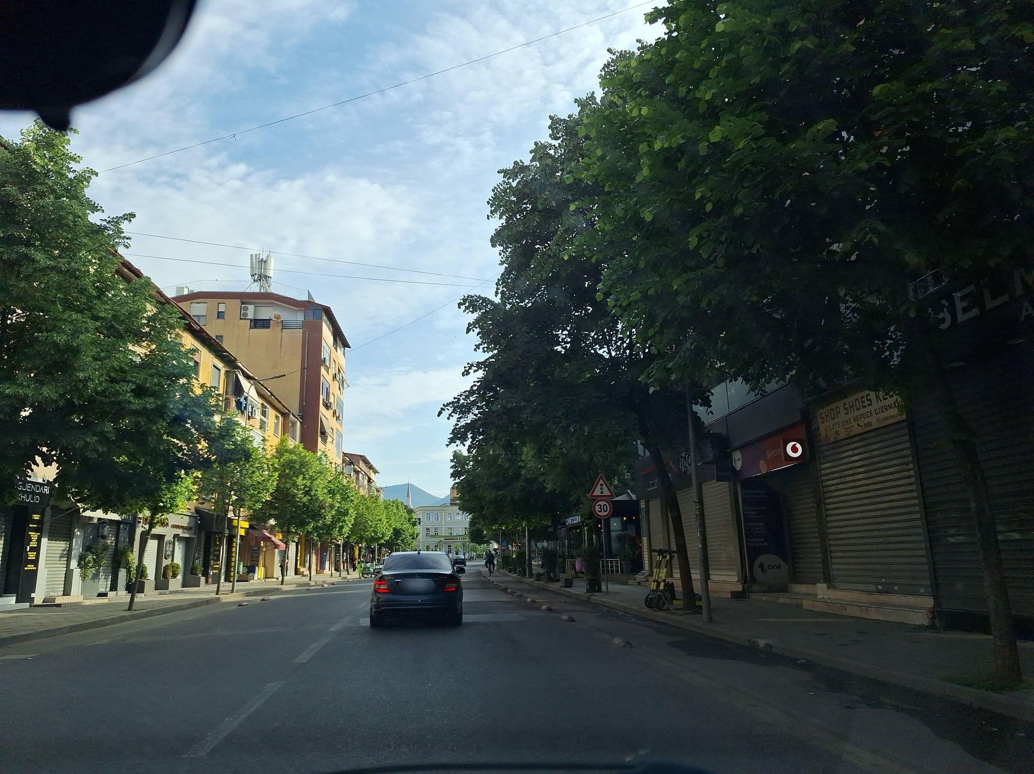 Street view near Fabjo, Tirana