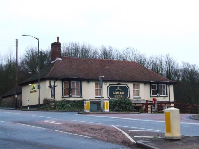 The Lower Bell (via Wikimedia Commons, CC BY-SA 2.0)