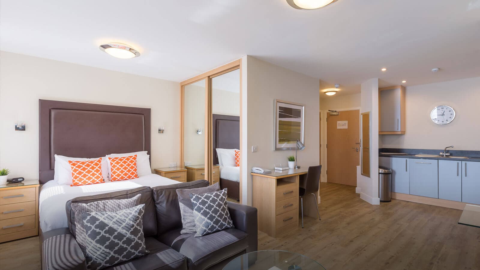 House Of Fisher Central House Aparthotel, Camberley