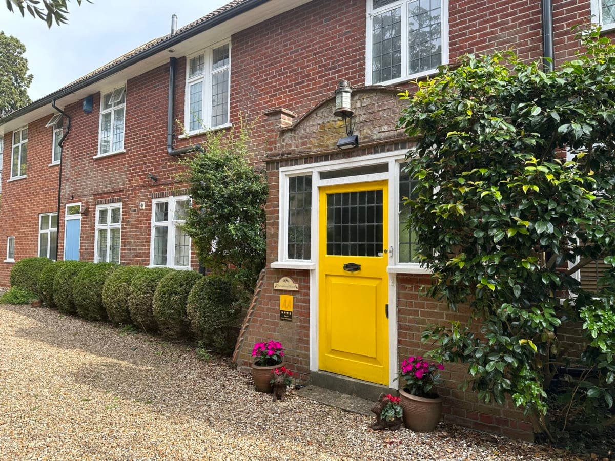 Hatsue Guest House, Camberley