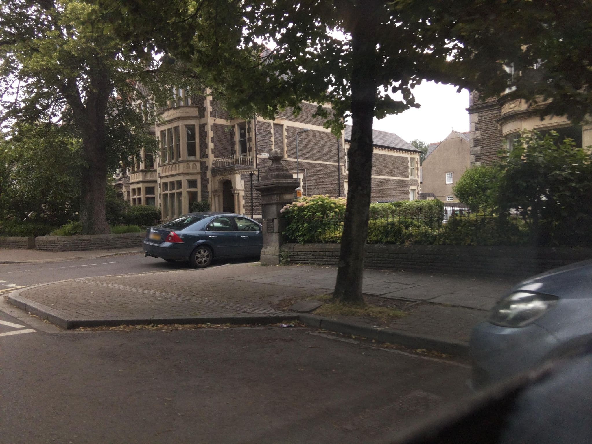 Street view near OYO Cfeleven, Cardiff — © southglos (CC BY-SA · Mapillary)