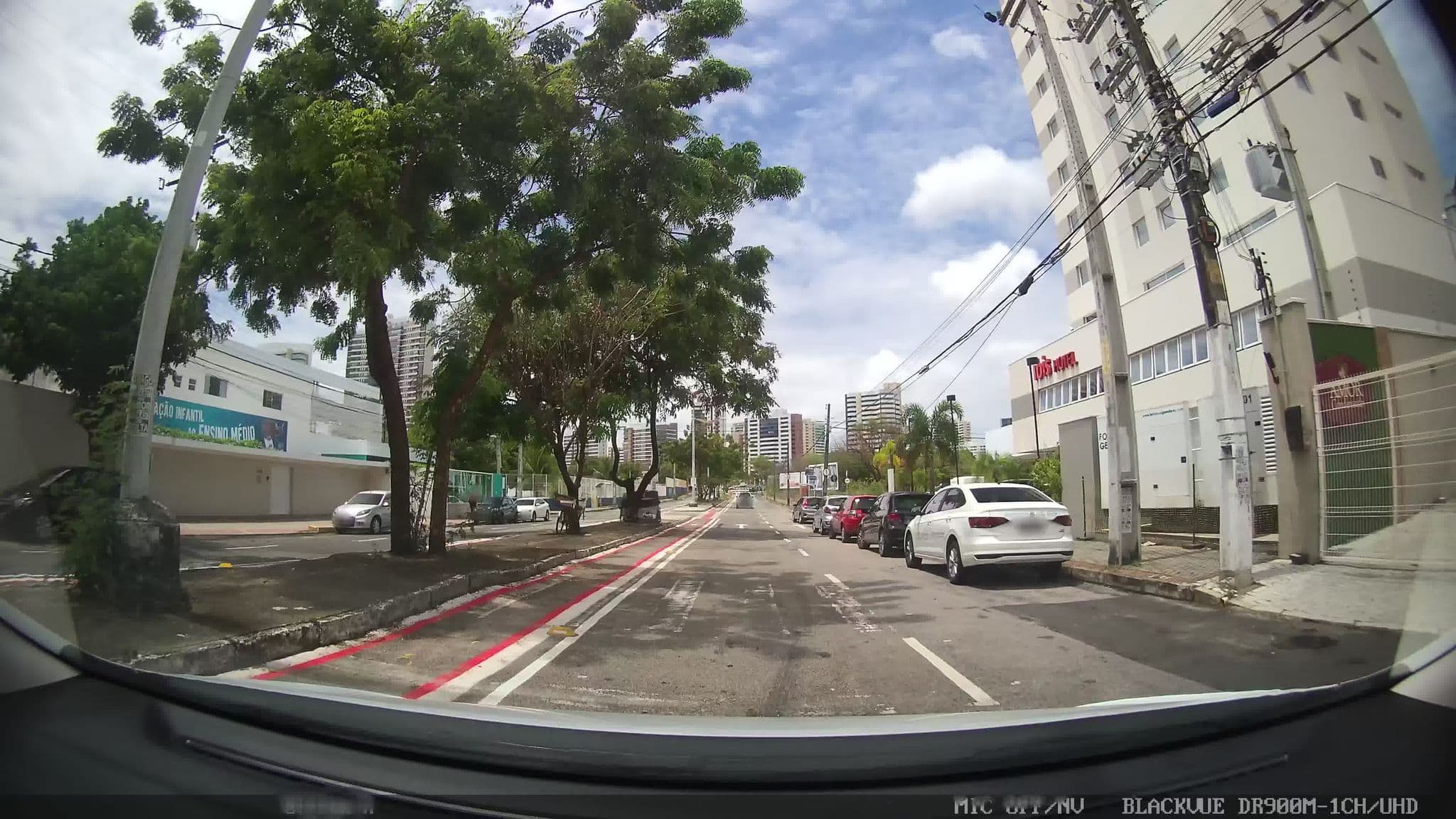 Street view near Ibis, Fortaleza — © kaart_1 (CC BY-SA · Mapillary)