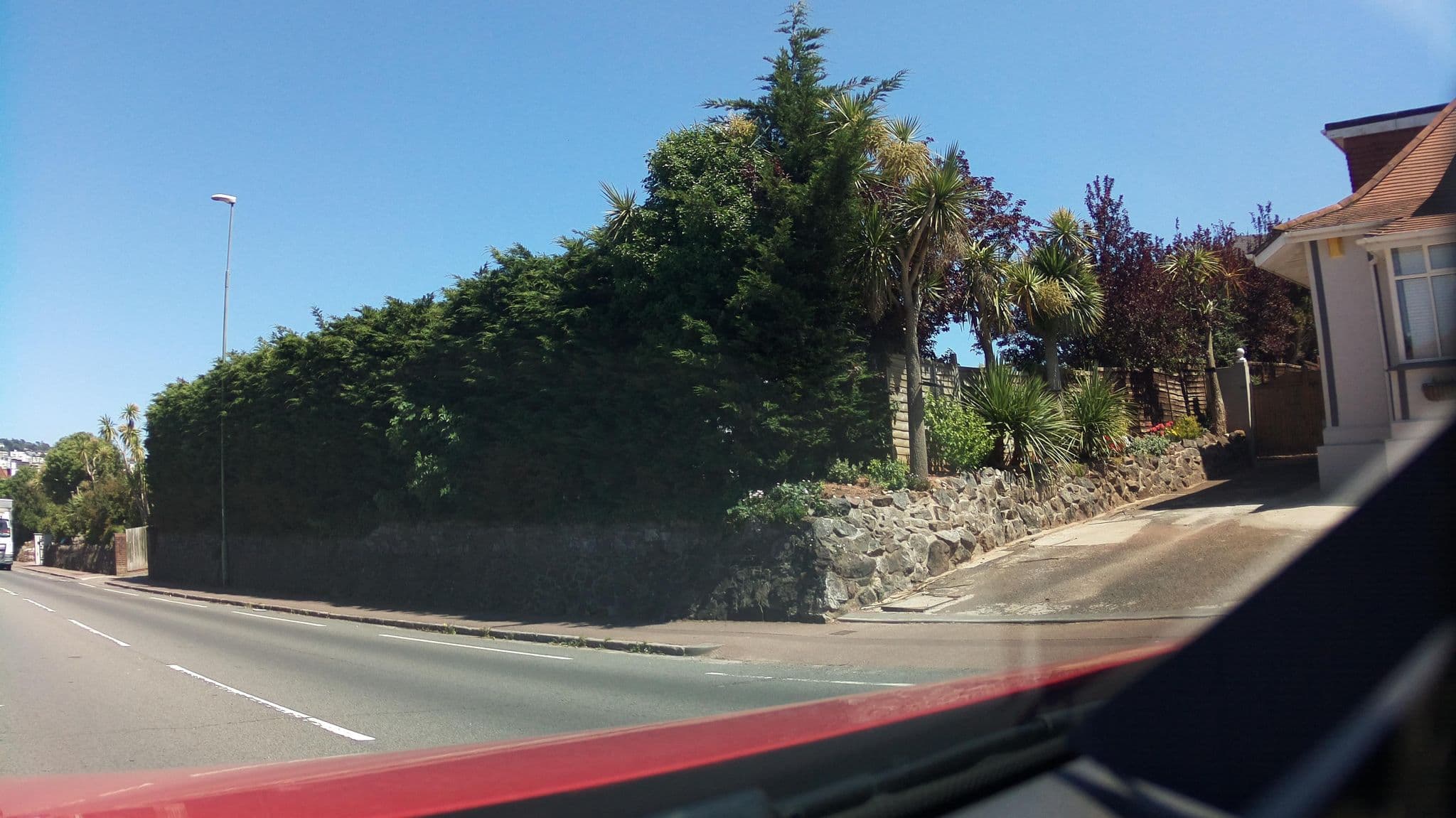 Street view near Capri Guest House Torquay Devon, Cockington — © southglos (CC BY-SA · Mapillary)