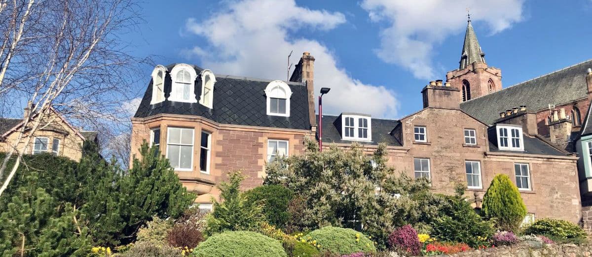 Leven House and Squirrel Away Apartments, Crieff