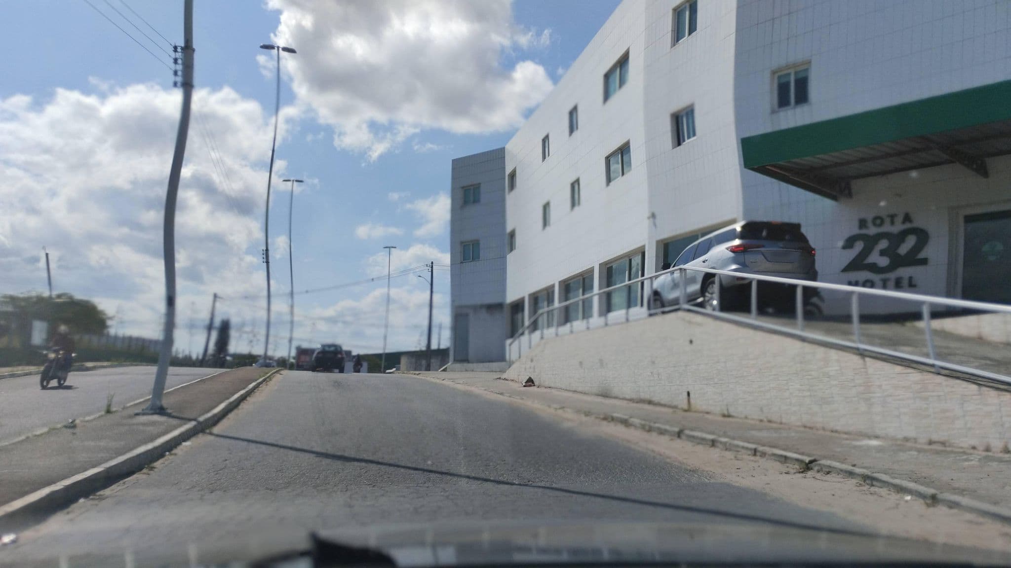 Street view near Rota 232 Hotel Caruaru, Caruaru — © Kaart_Local (CC BY-SA · Mapillary)