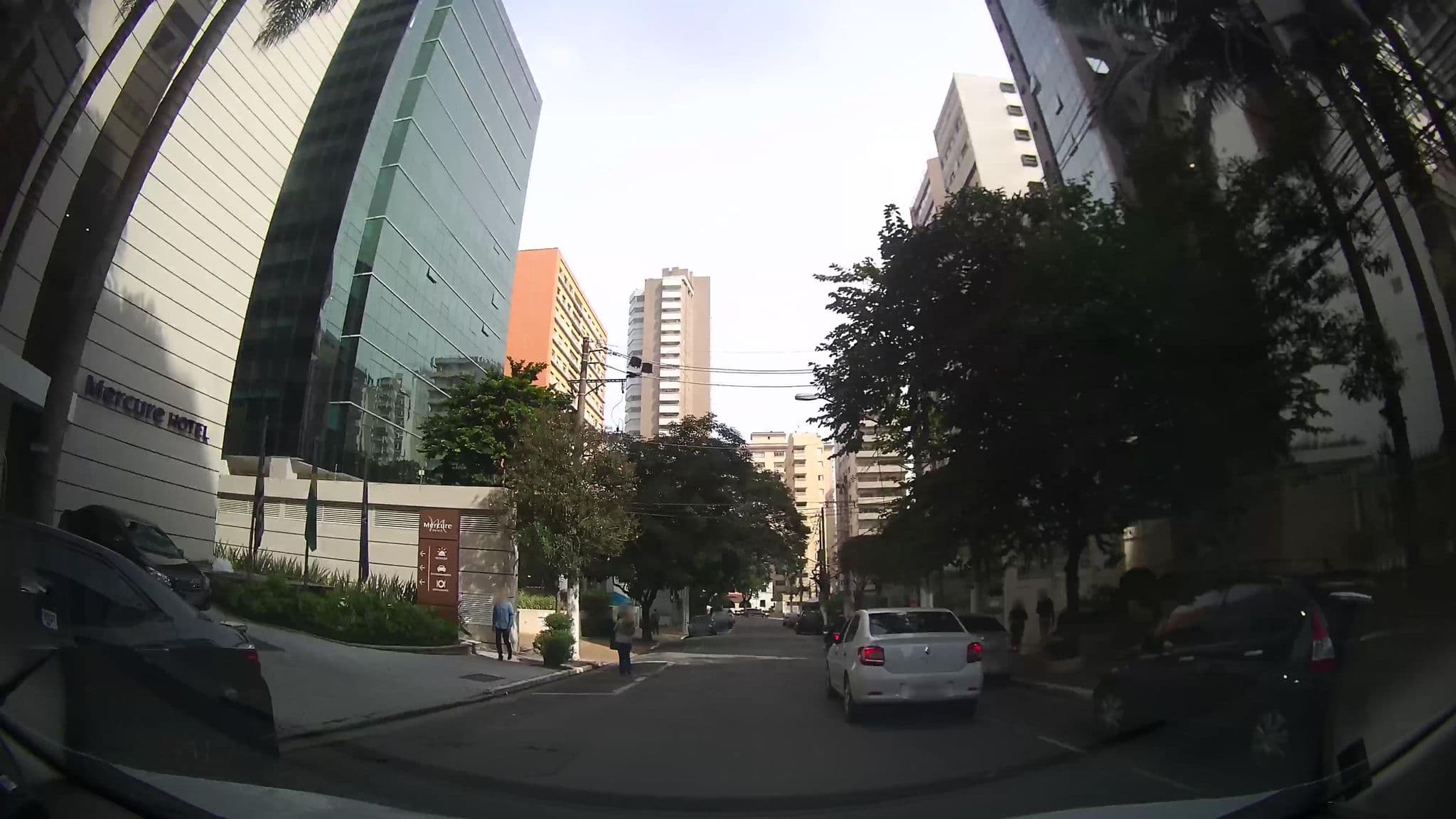 Street view near Mercure, Paraíso — © marciosampaio (CC BY-SA · Mapillary)