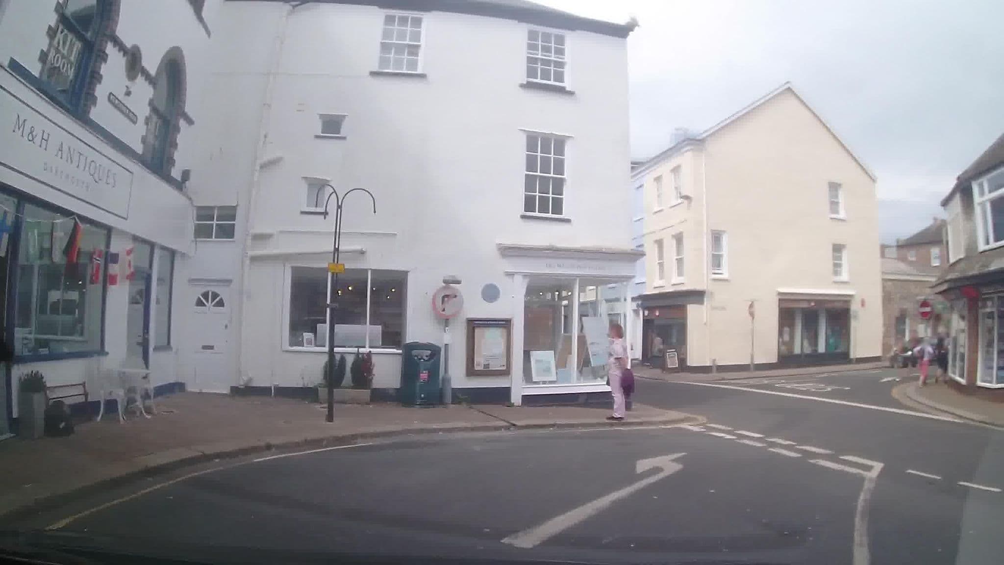 Street view near Cherubs Nest - Entire Place, Dartmouth — © trigpoint (CC BY-SA · Mapillary)