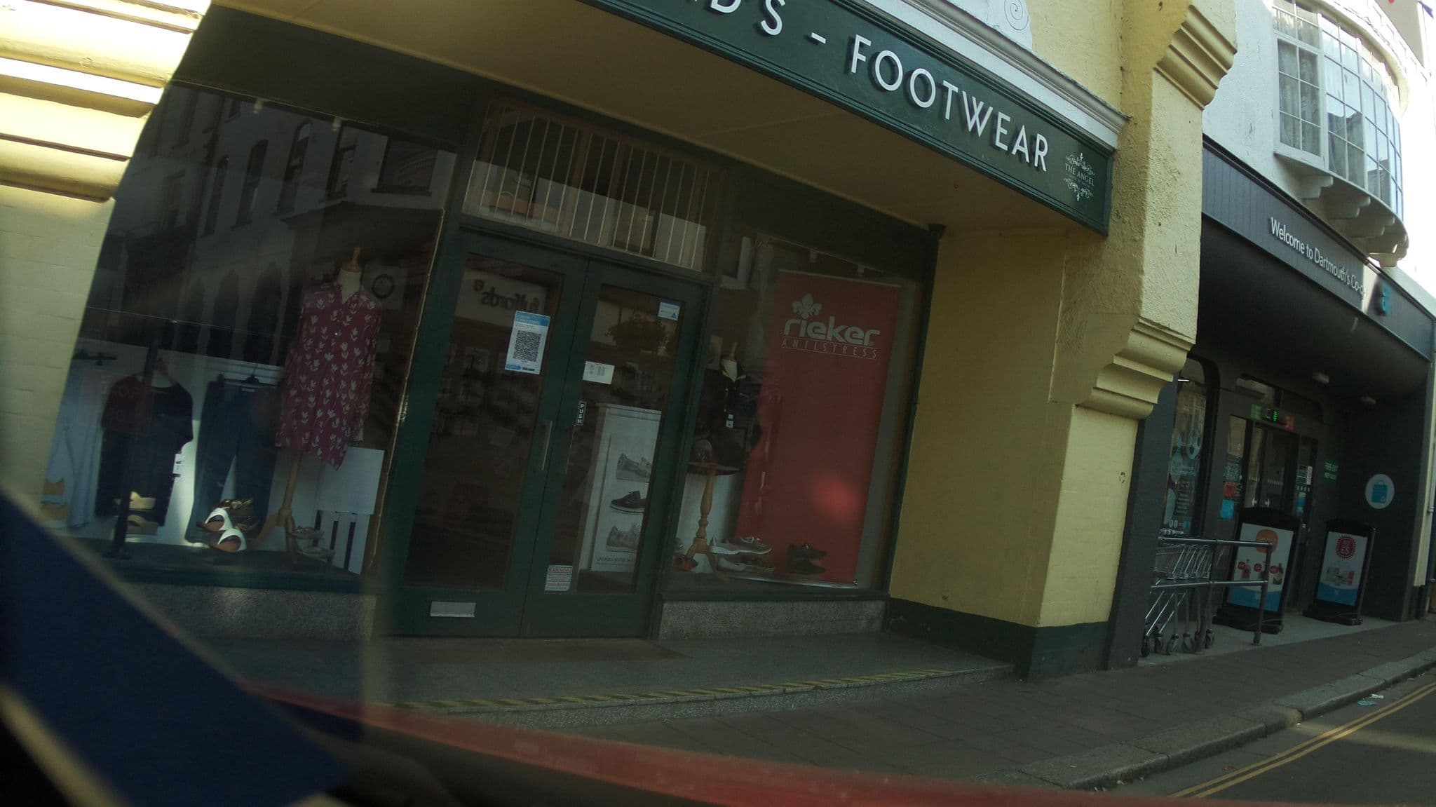 Street view near Dartside Holidays, Dartmouth — © southglos (CC BY-SA · Mapillary)