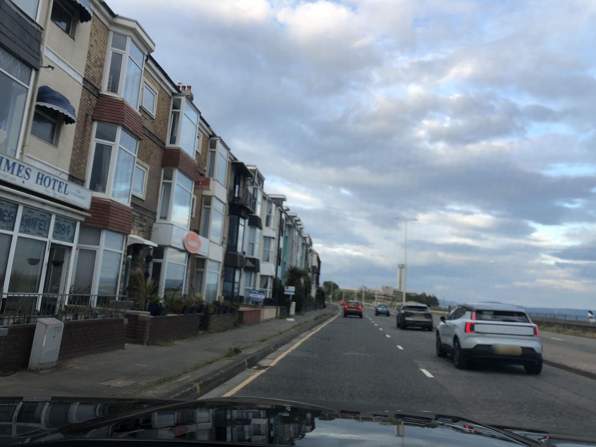 Street view near Times Hotel, Swansea — © laye (CC BY-SA · Mapillary)