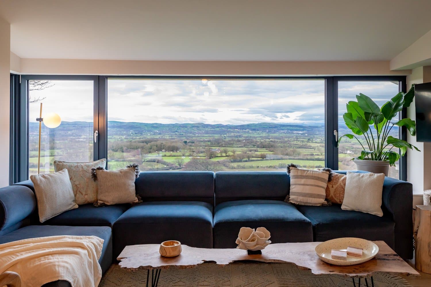 Bryniau Isaf - The Welsh View, Dyserth