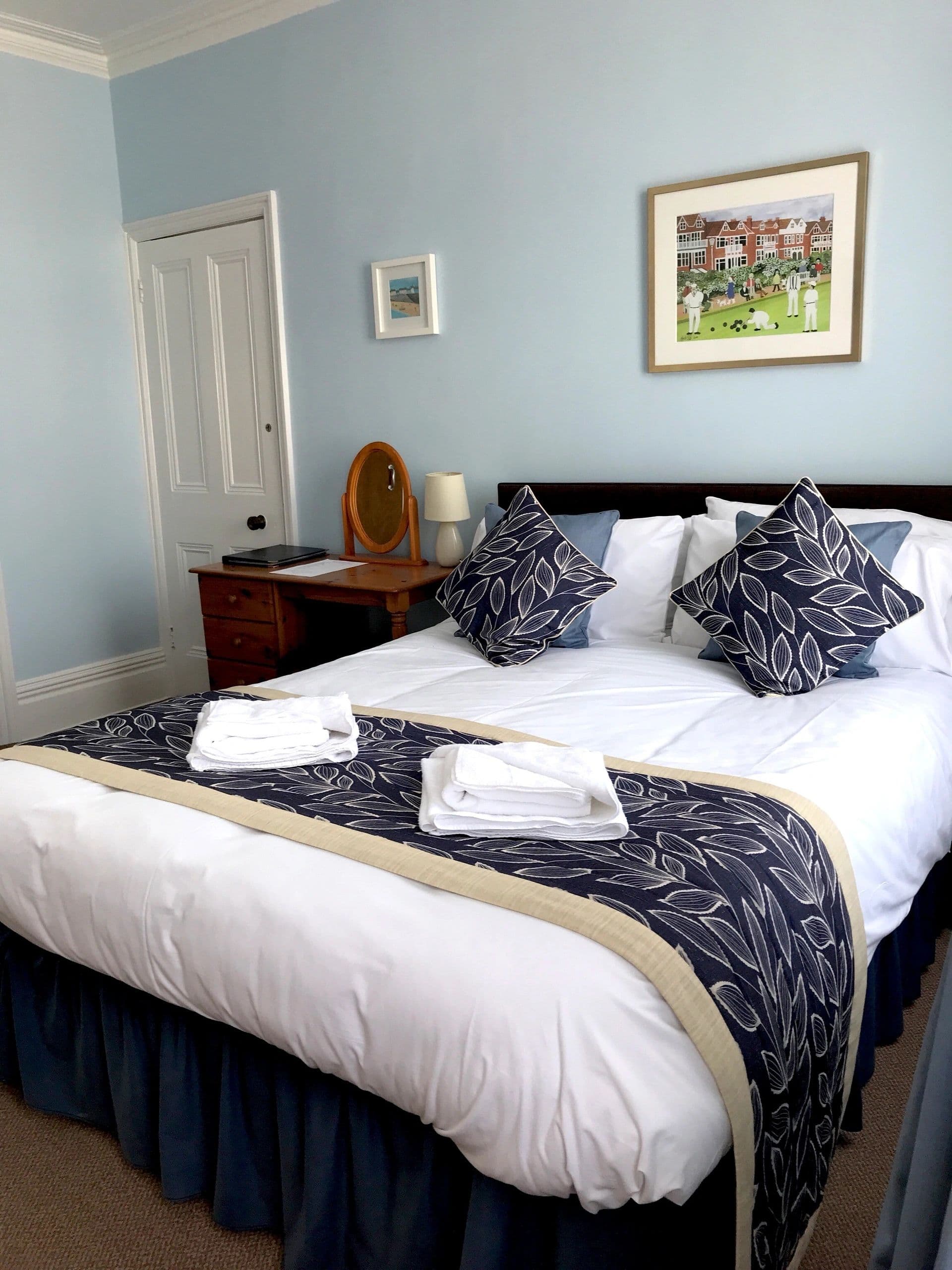 By The Sea Bed and Breakfast, Eastbourne
