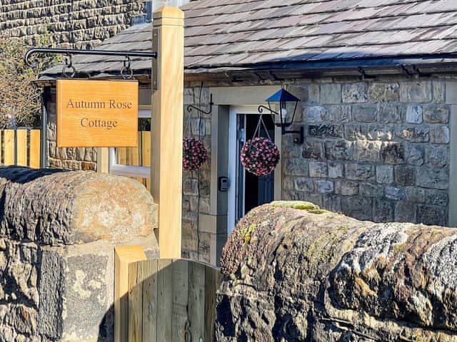 Autumn Rose Cottage, Skipton