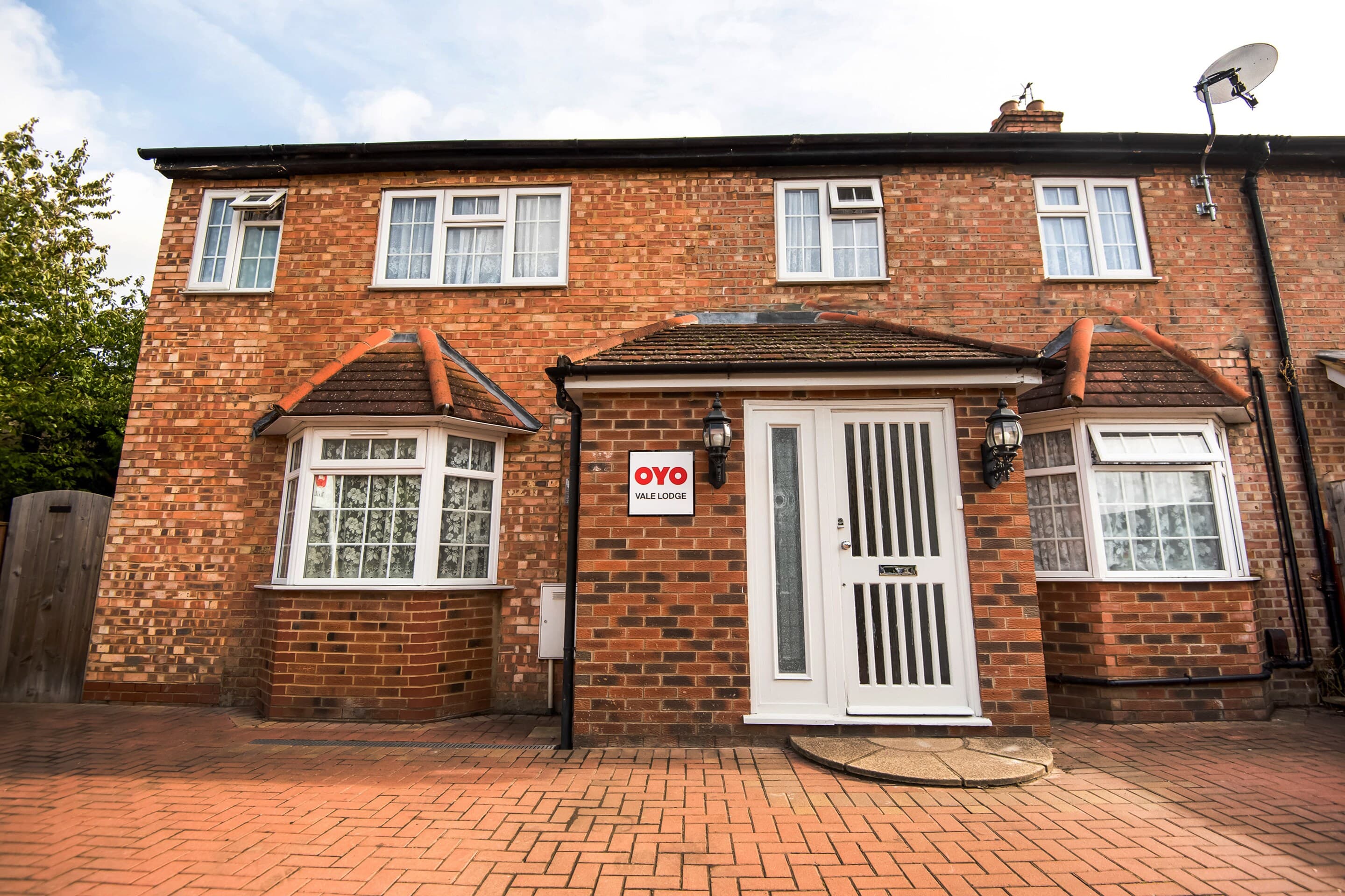 OYO Vale Lodge, Eton Wick