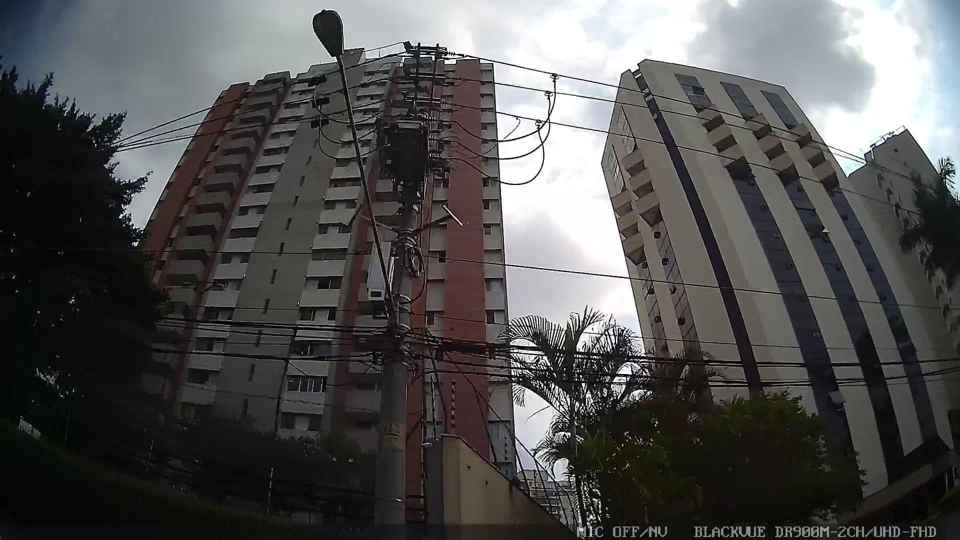 Street view near Hotel Bienal Ibirapuera, Vila Mariana — © marciosampaio (CC BY-SA · Mapillary)