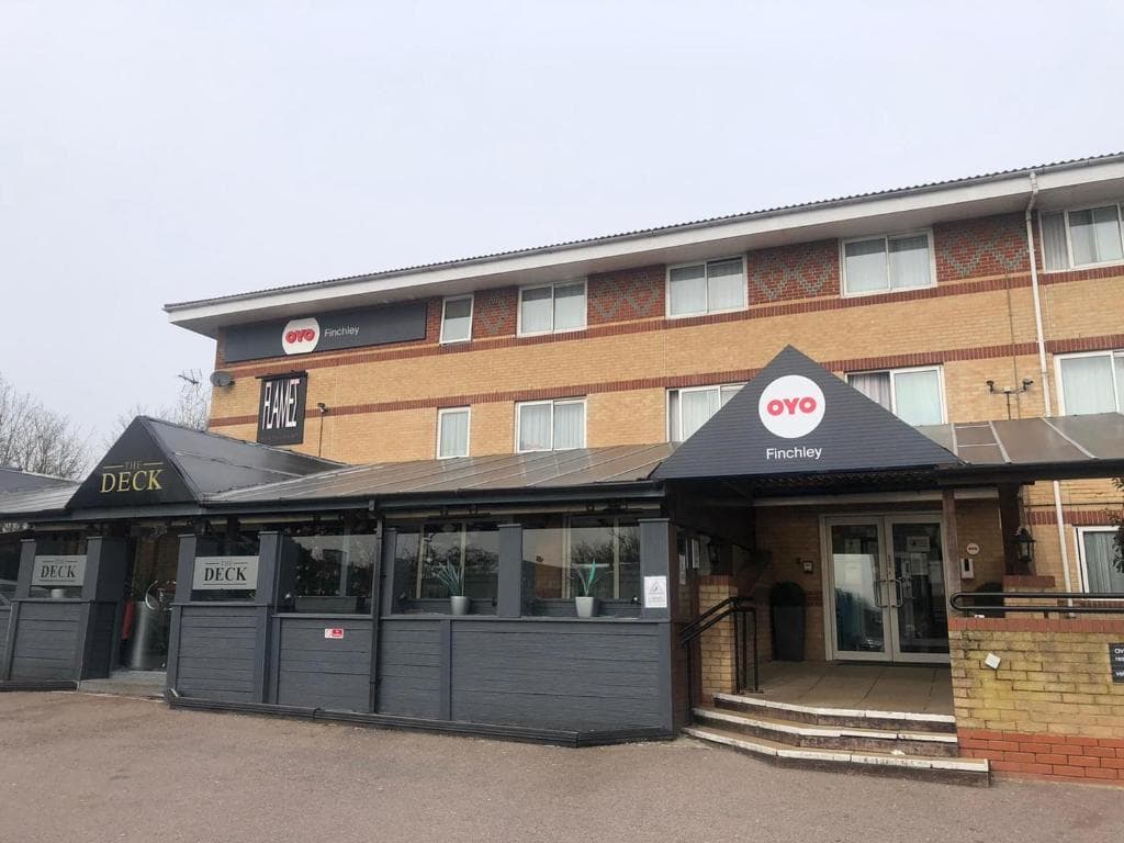 OYO Flagship London Finchley, Friern Barnet