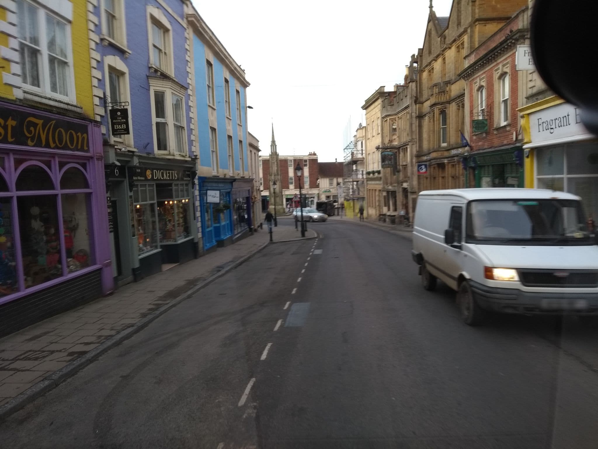 Street view near The Overlook, Glastonbury — © ukchris (CC BY-SA · Mapillary)