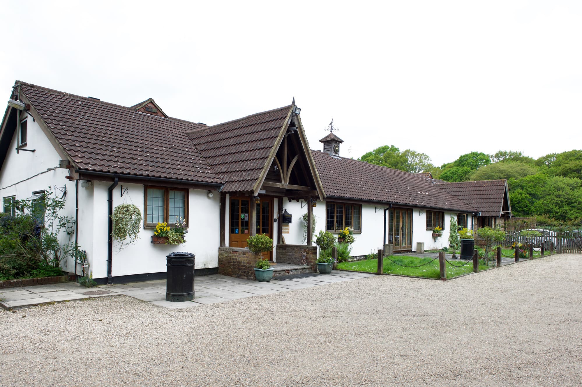 Little Foxes Hotel & Gatwick Airport Parking, Langley Green