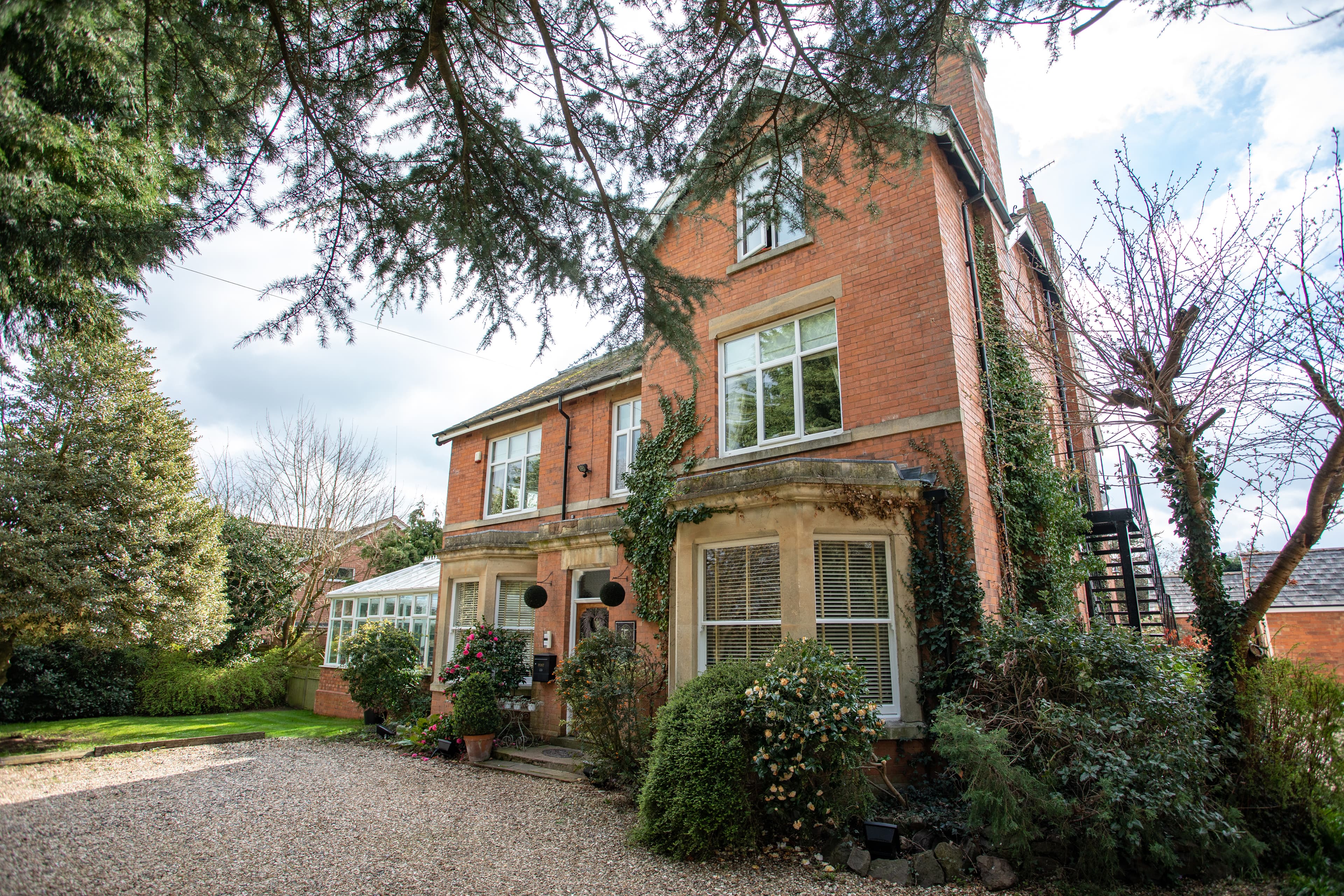 Treherne House B&B & The Malvern Retreat Self Catering, Great Malvern