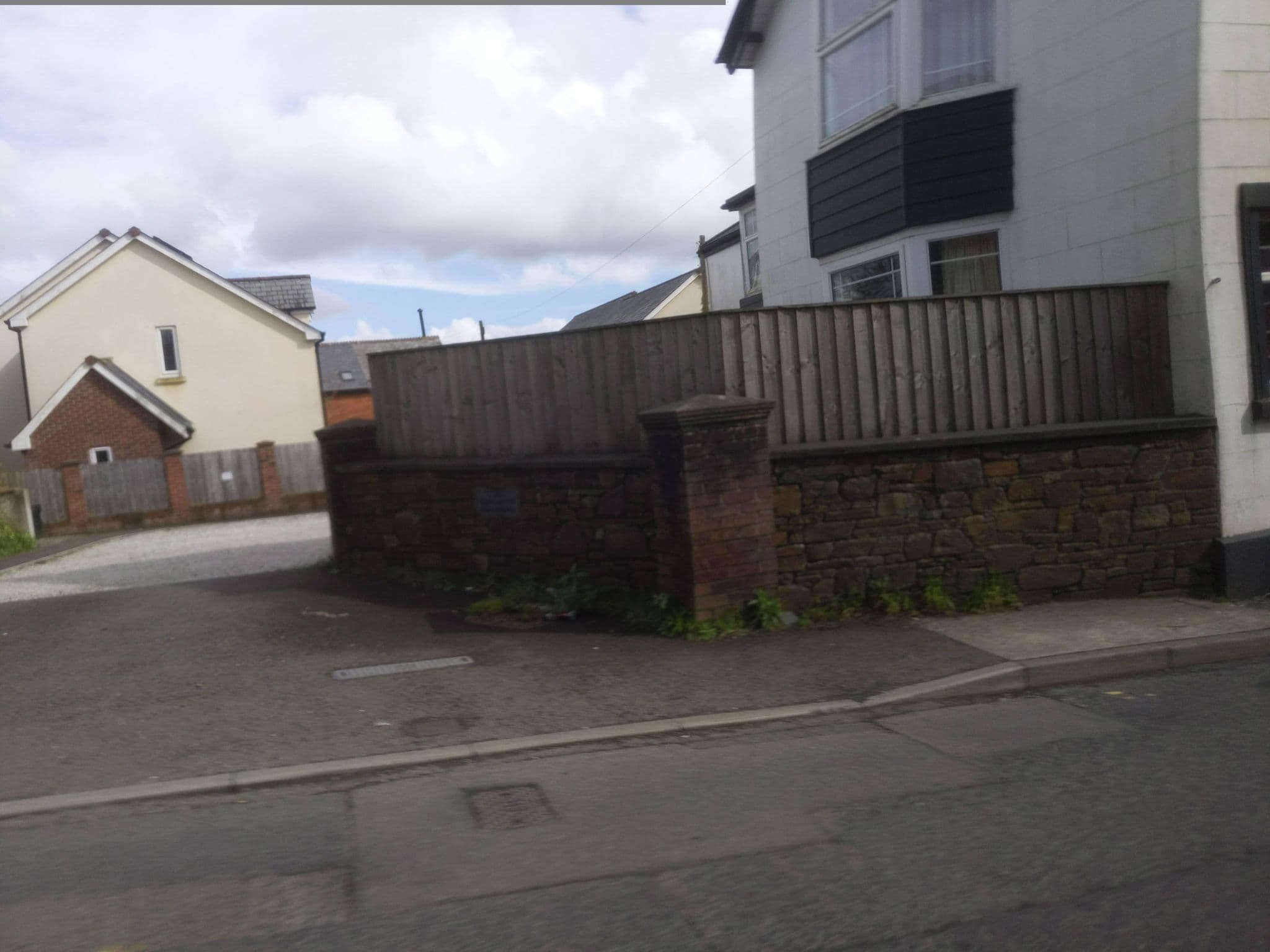 Street view near Olde Market Inn, Holsworthy — © WaggyDog (CC BY-SA · Mapillary)