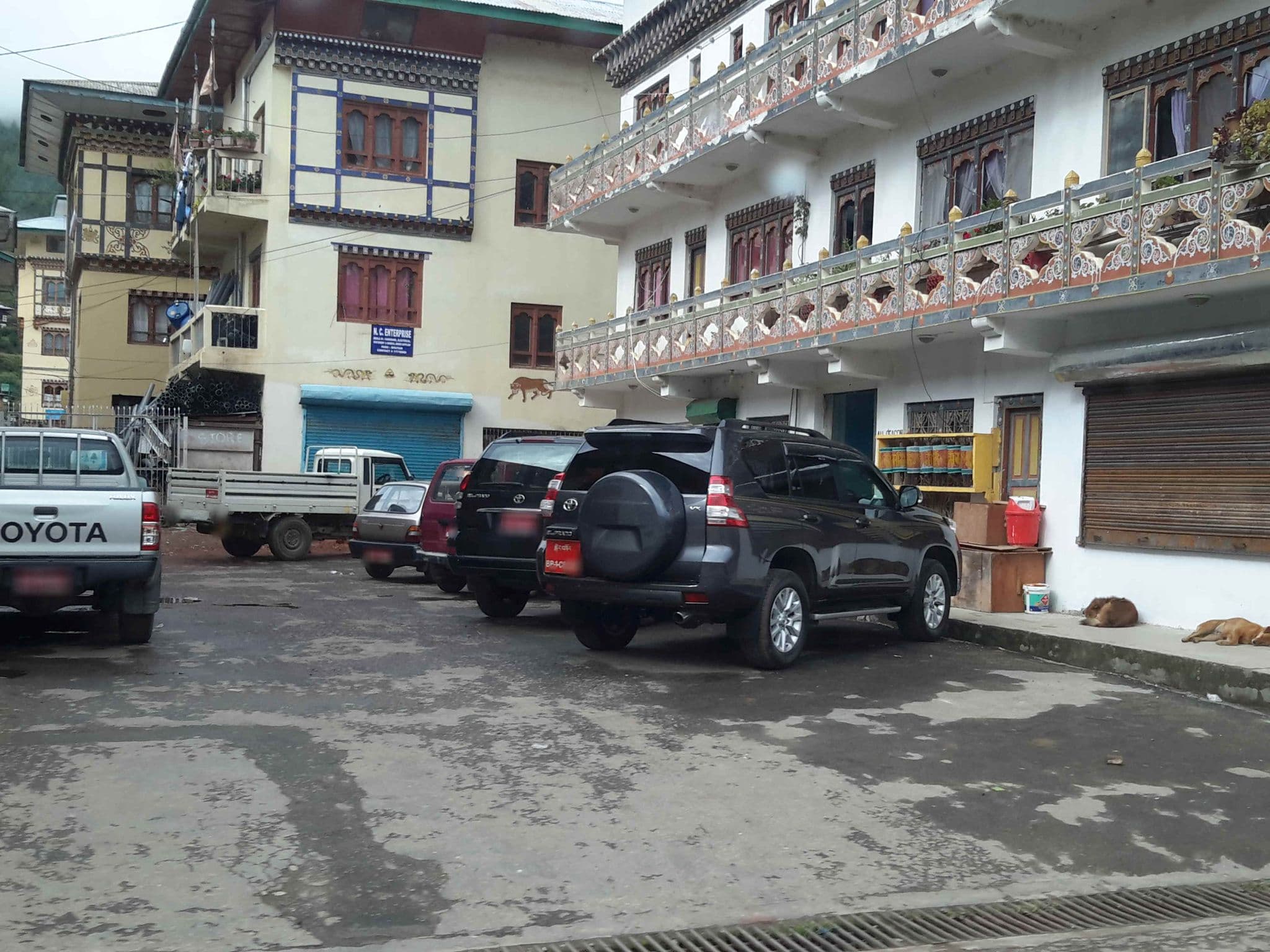 Street view near All Seasons Hotel & Restaurant, Paro — © supersubra (CC BY-SA · Mapillary)