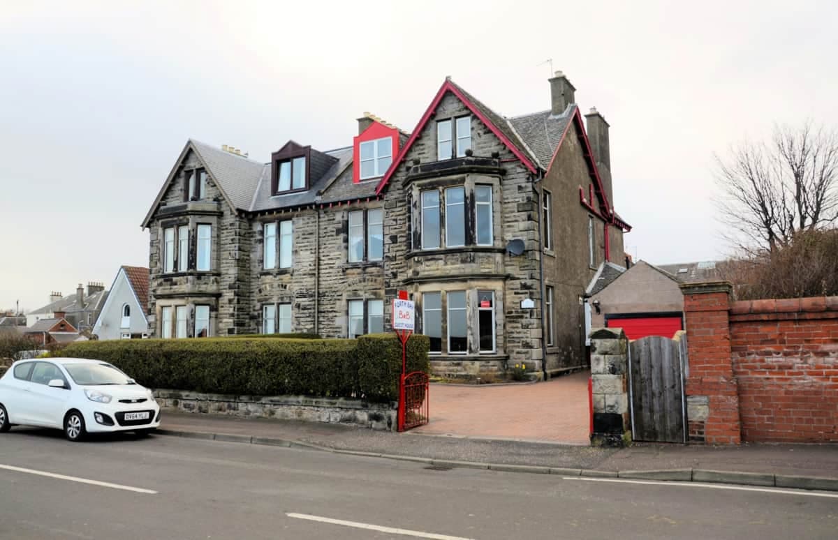 Forth Bay Guest House, Leven