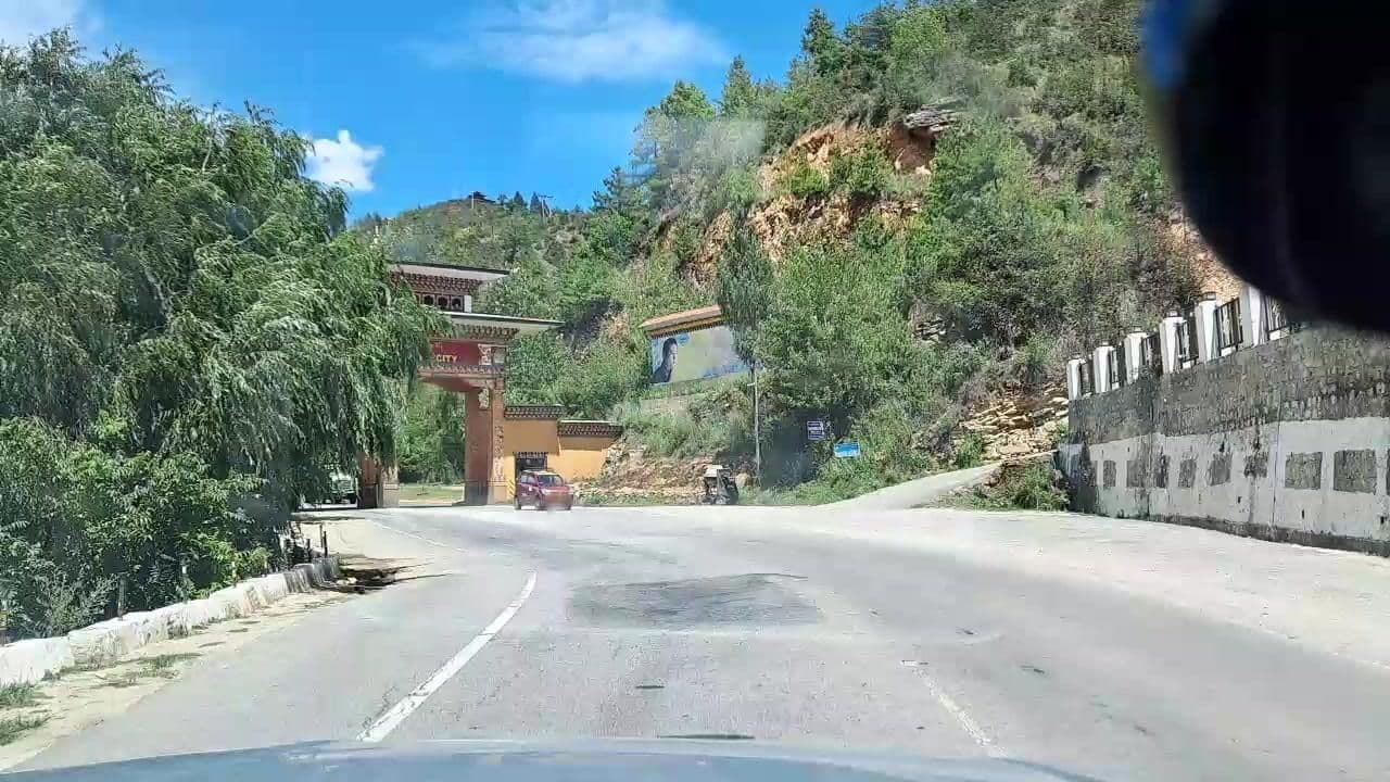 Street view near Silver pine, Thimphu