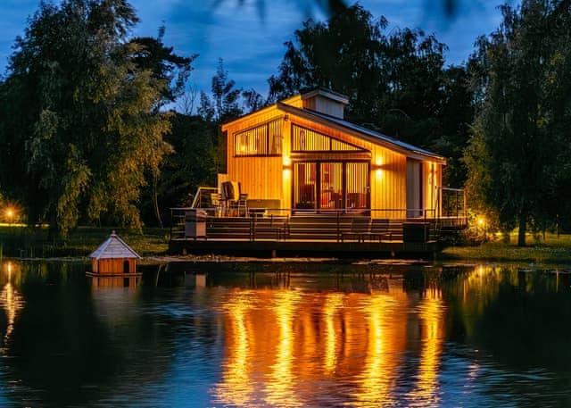 Woad Mill Lakeside Lodges, Kirton