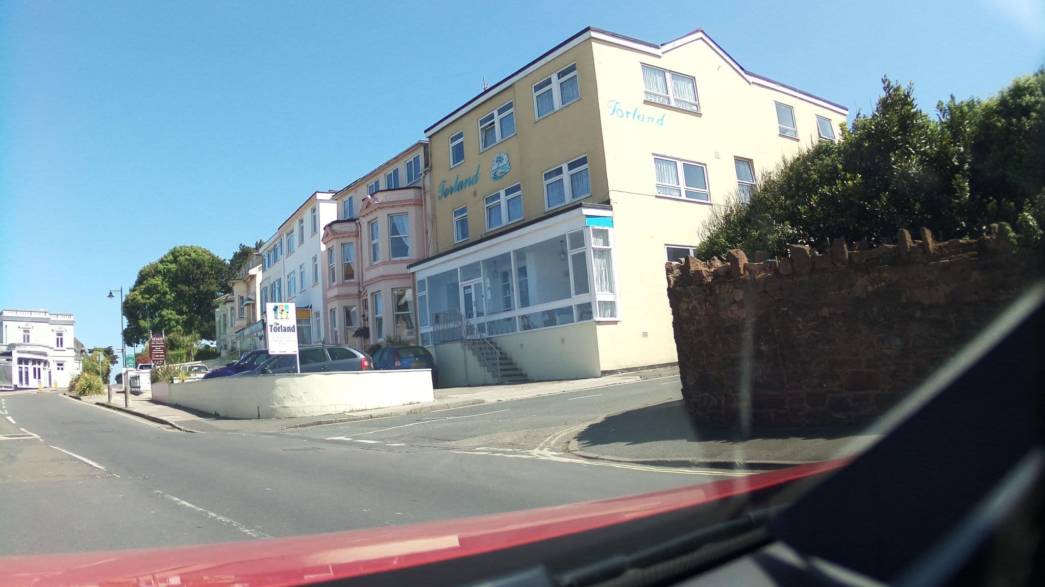 Street view near The Torland hotel - Paignton Seafront, Paignton — © southglos (CC BY-SA · Mapillary)