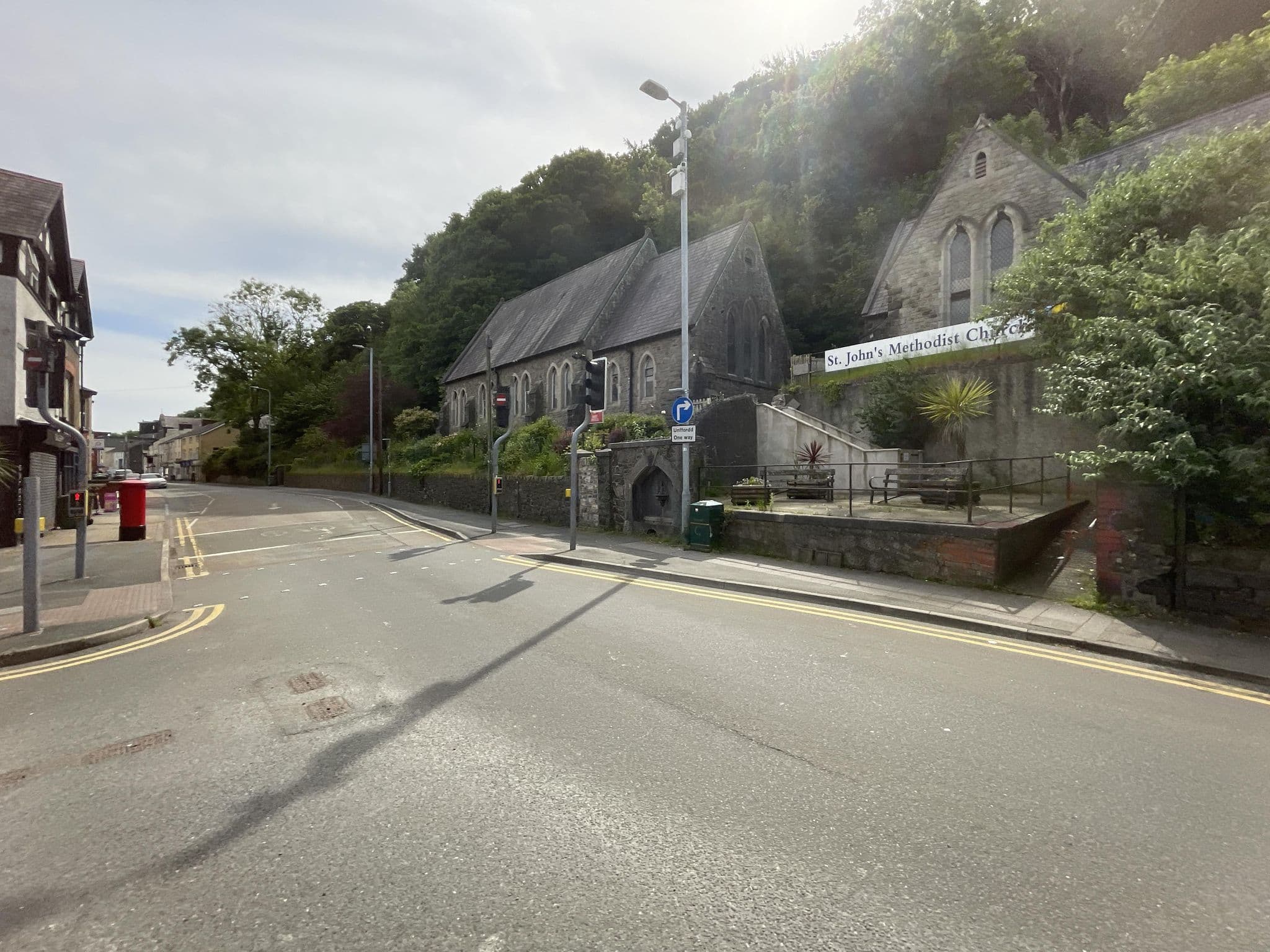 Street view near Modern Town House Bangor City Centre - Entire Place, Menai Bridge — © debigc (CC BY-SA · Mapillary)