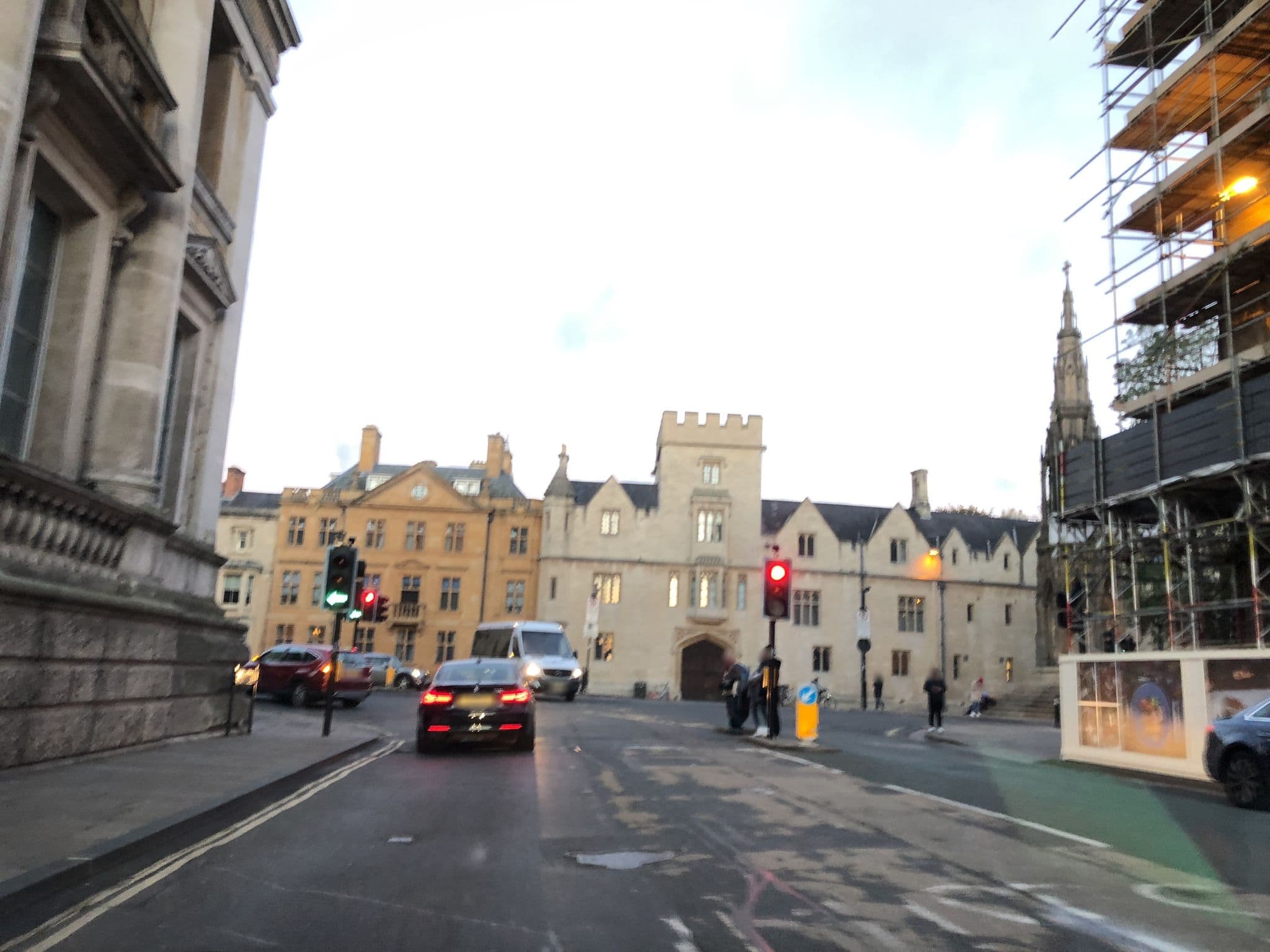 Street view near The Randolph Hotel Oxford, a Graduate by Hilton, Oxford — © laye (CC BY-SA · Mapillary)