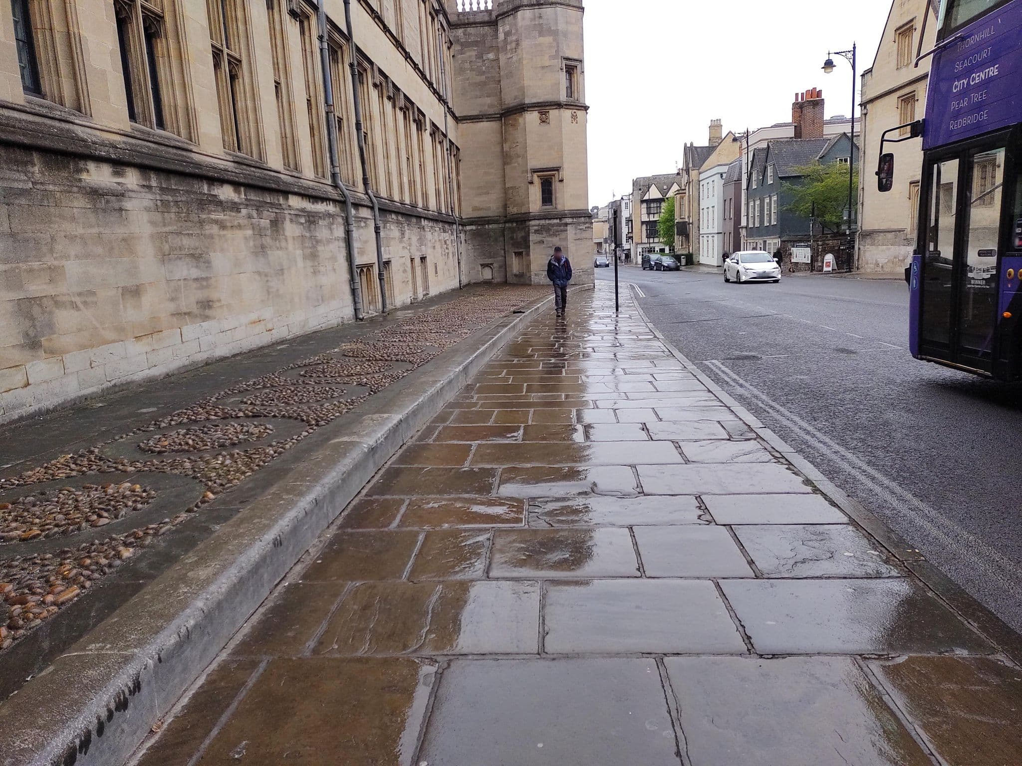Street view near Christ Church Oxford Guest Rooms, Oxford — © mapeadora (CC BY-SA · Mapillary)
