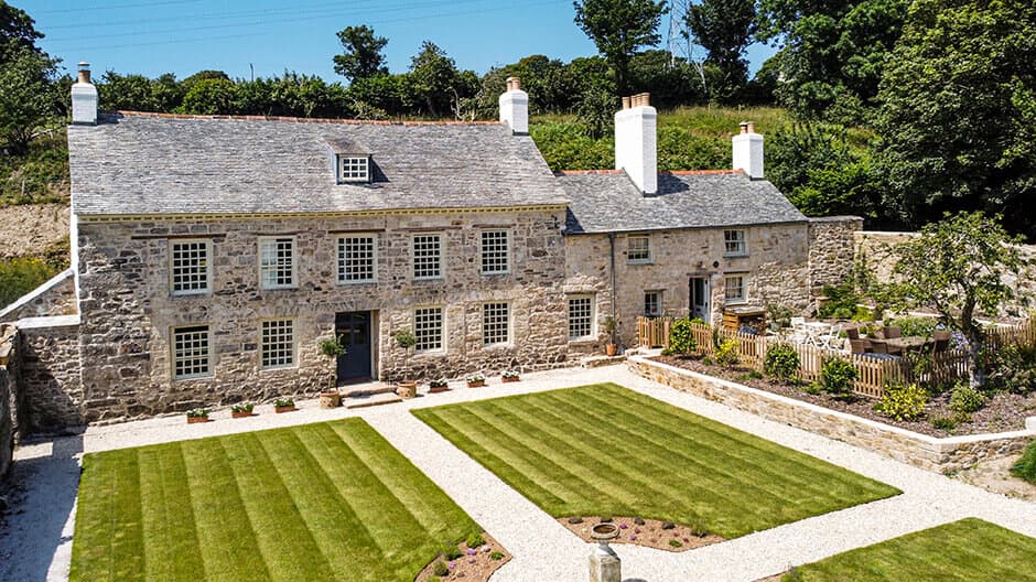 Cusgarne Manor, Perranwell