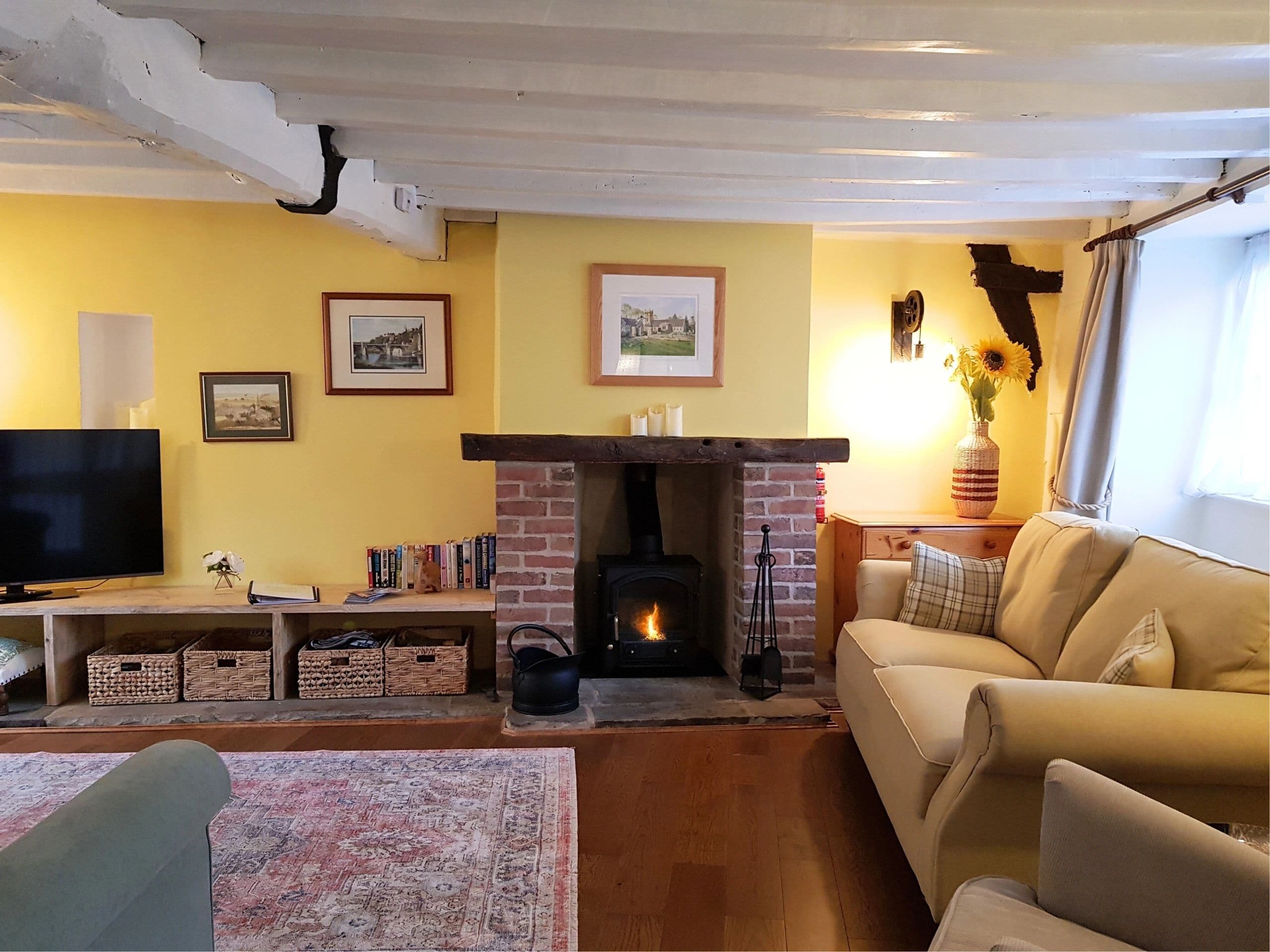 Cruck Cottage, Pickering