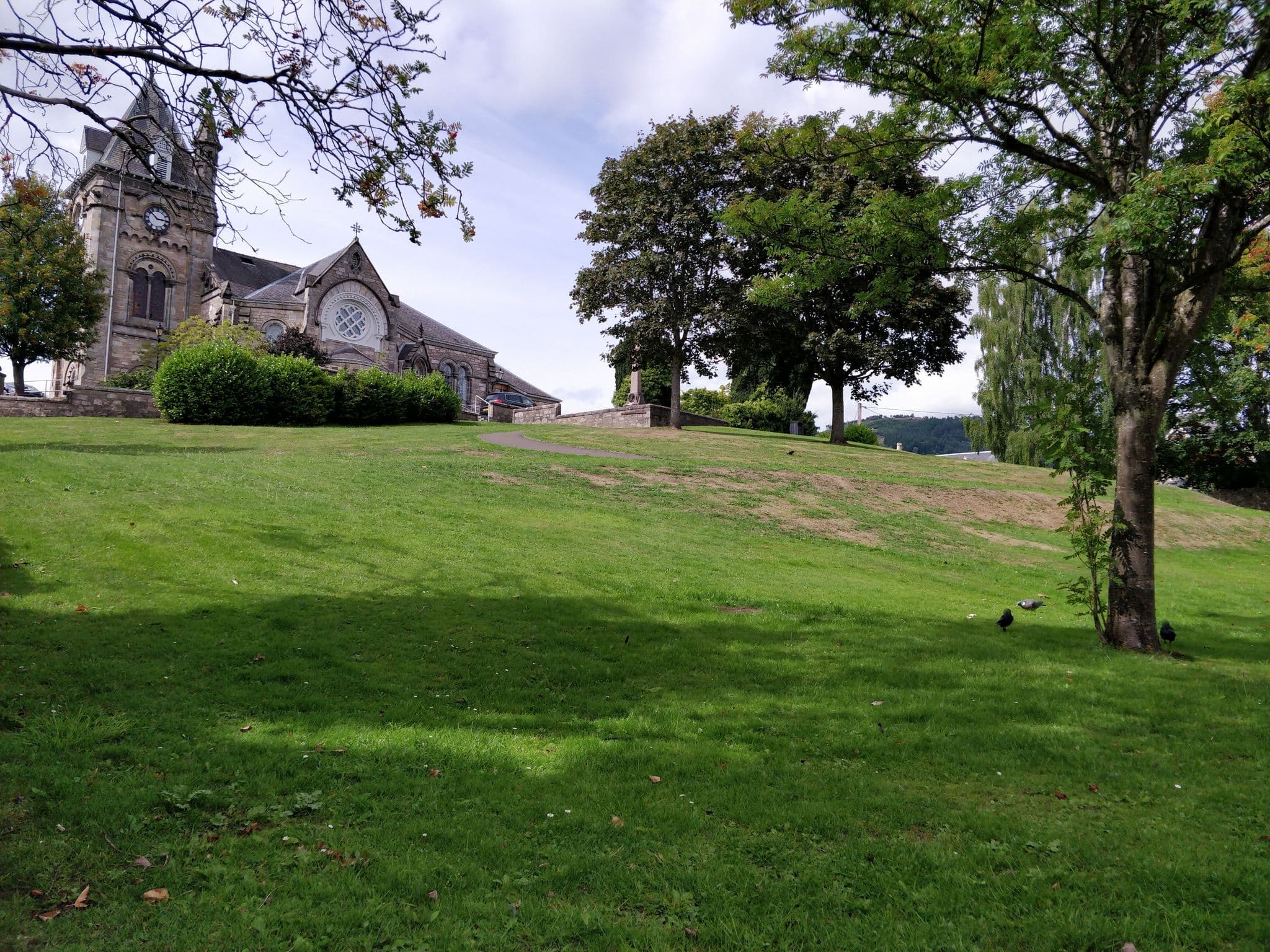 Street view near Scotlands Spa Hotel, Pitlochry — © amaurycarrade (CC BY-SA · Mapillary)