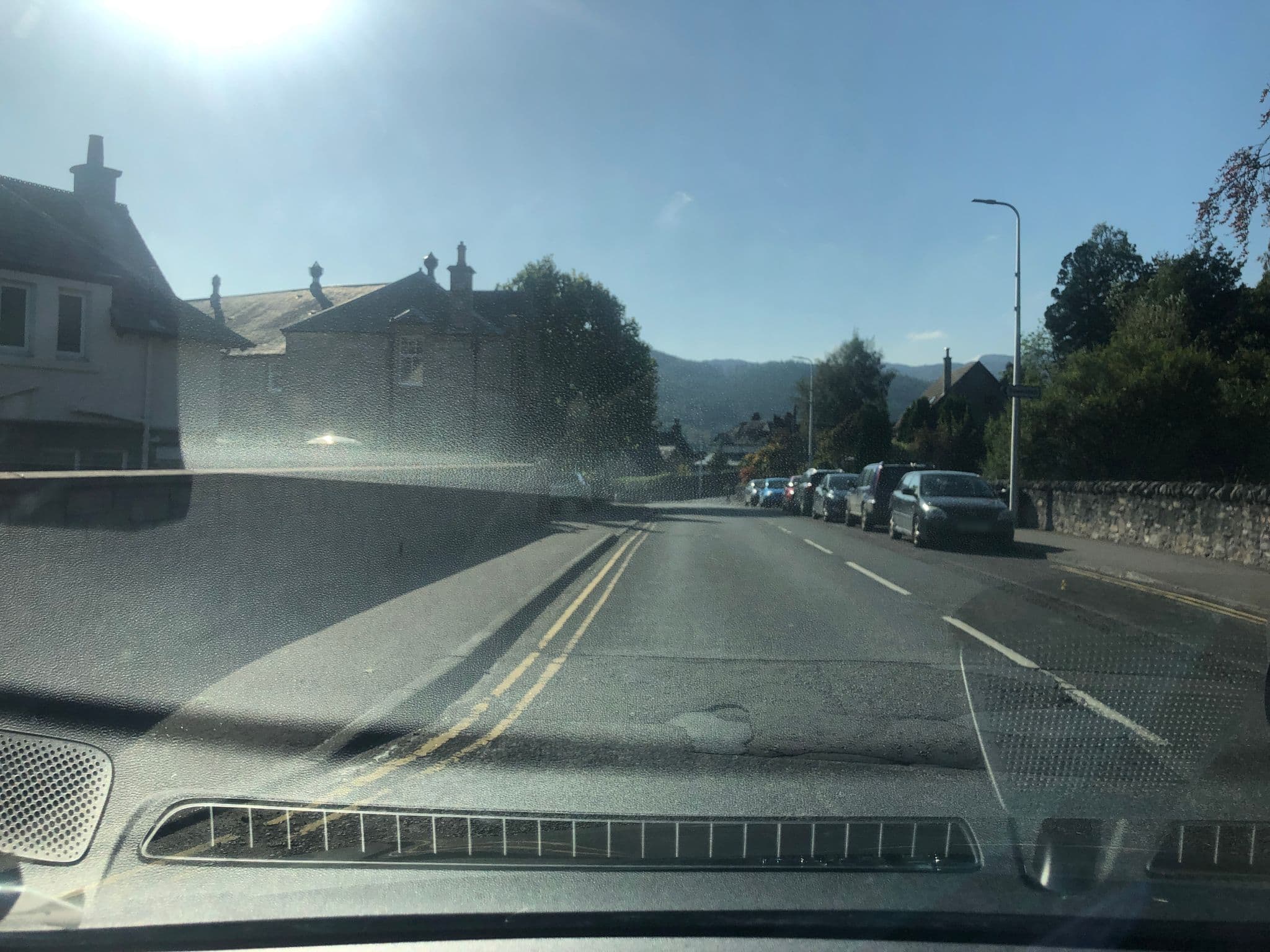 Street view near Wellwood Manor 1881, Pitlochry — © drnoble (CC BY-SA · Mapillary)