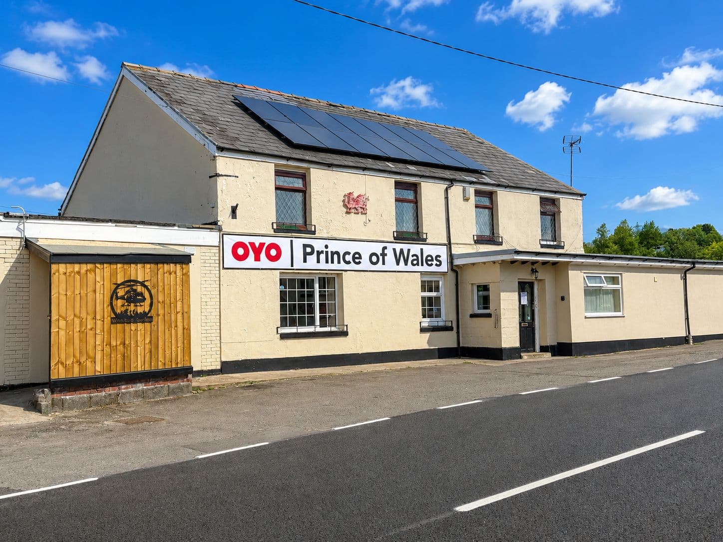 OYO Prince of Wales Country Hotel, Rhymney