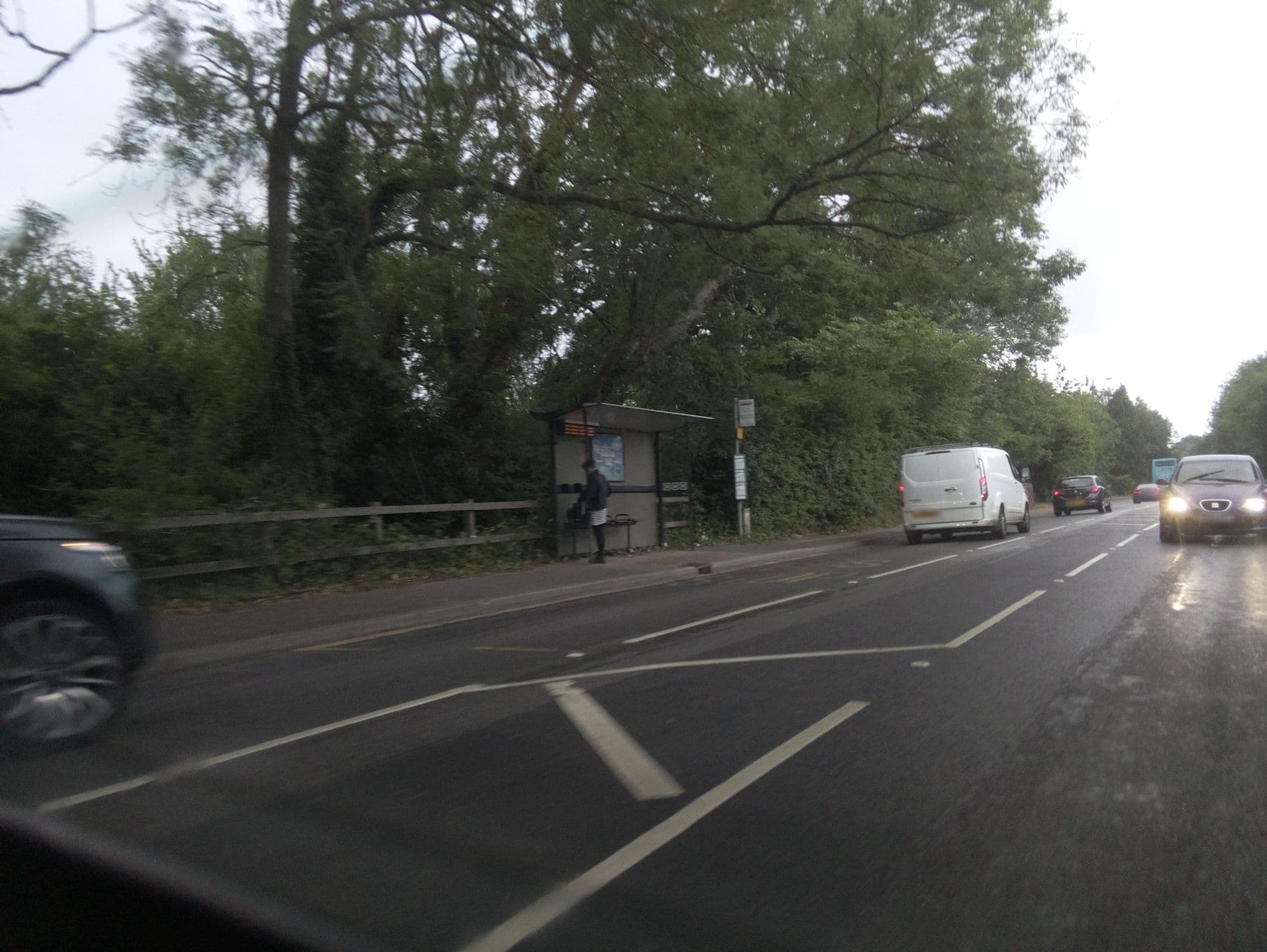 Street view near Skylane Hotel, Horley — © southglos (CC BY-SA · Mapillary)