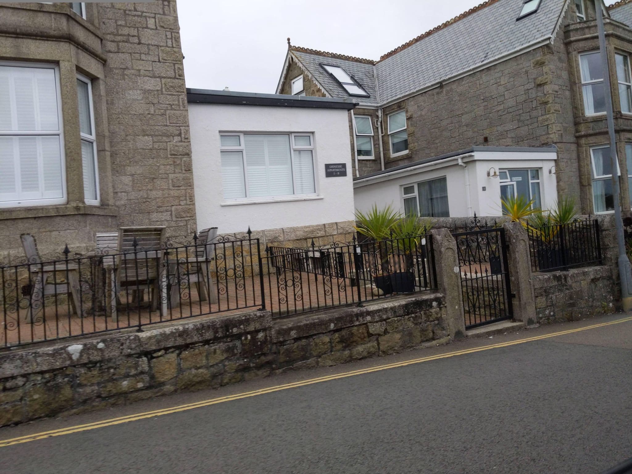 Street view near No4 St Ives, St Ives — © WaggyDog (CC BY-SA · Mapillary)