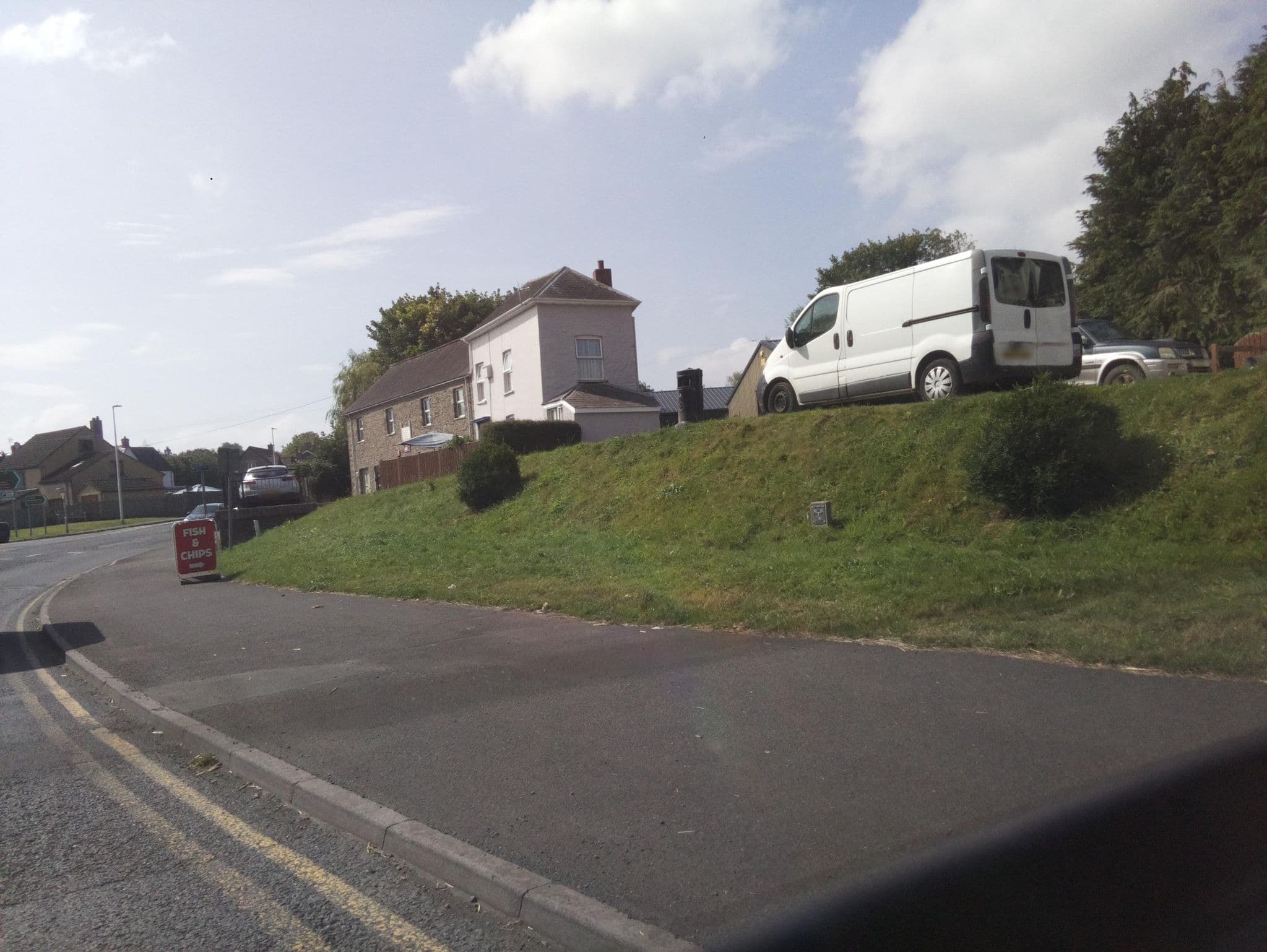 Street view near The Castle Hotel, Talgarth — © southglos (CC BY-SA · Mapillary)