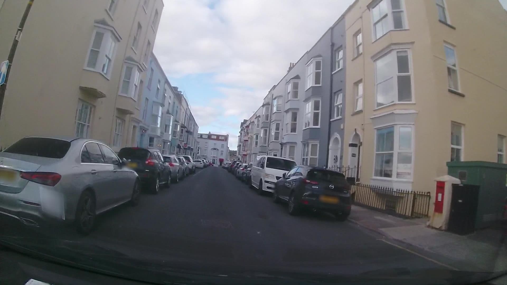 Street view near Lynmaure Guest House, Tenby — © trigpoint (CC BY-SA · Mapillary)