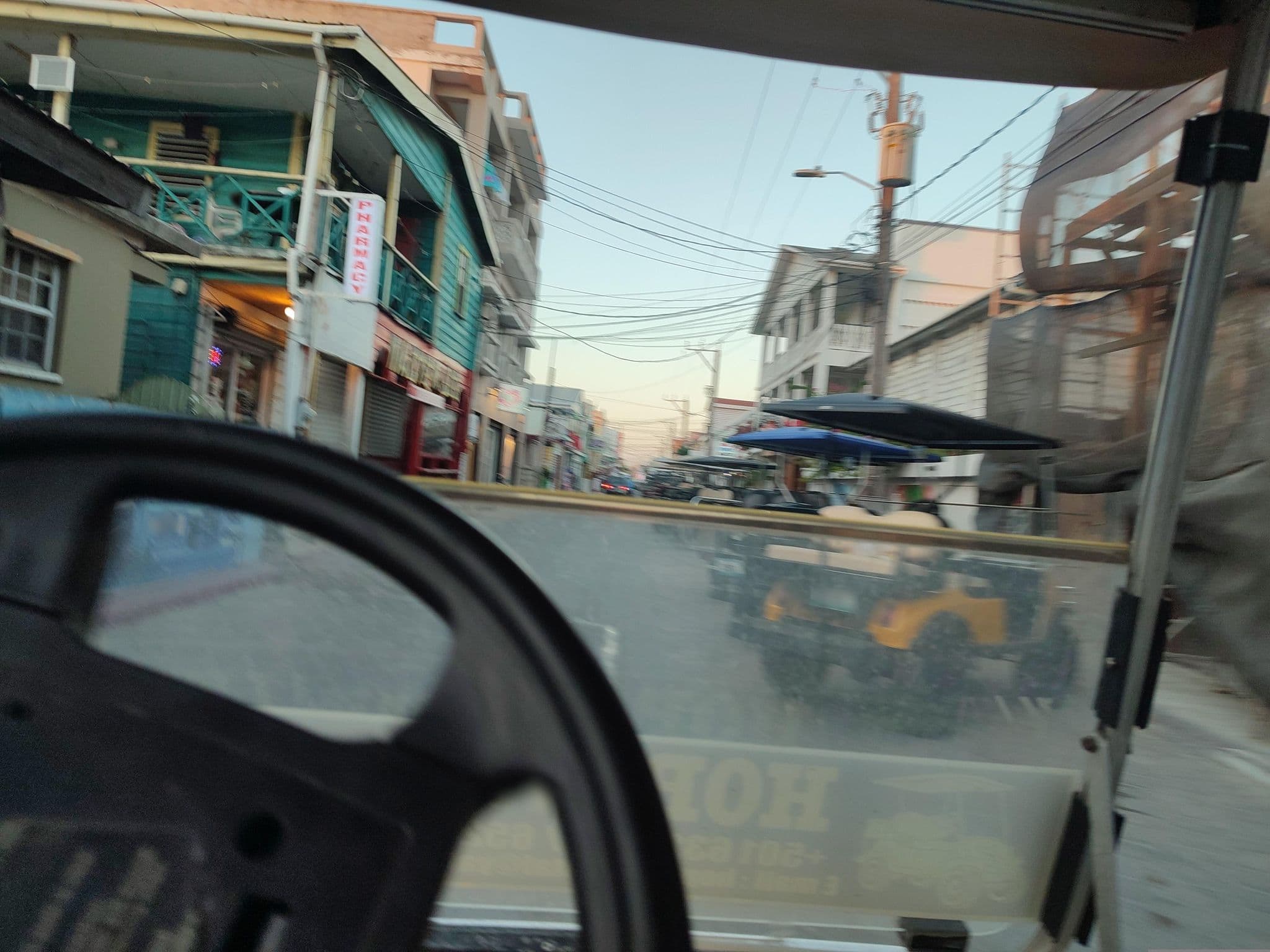 Street view near Hotel Coastal Bay (Ruby's Guest), San Pedro — © charlieplett (CC BY-SA · Mapillary)