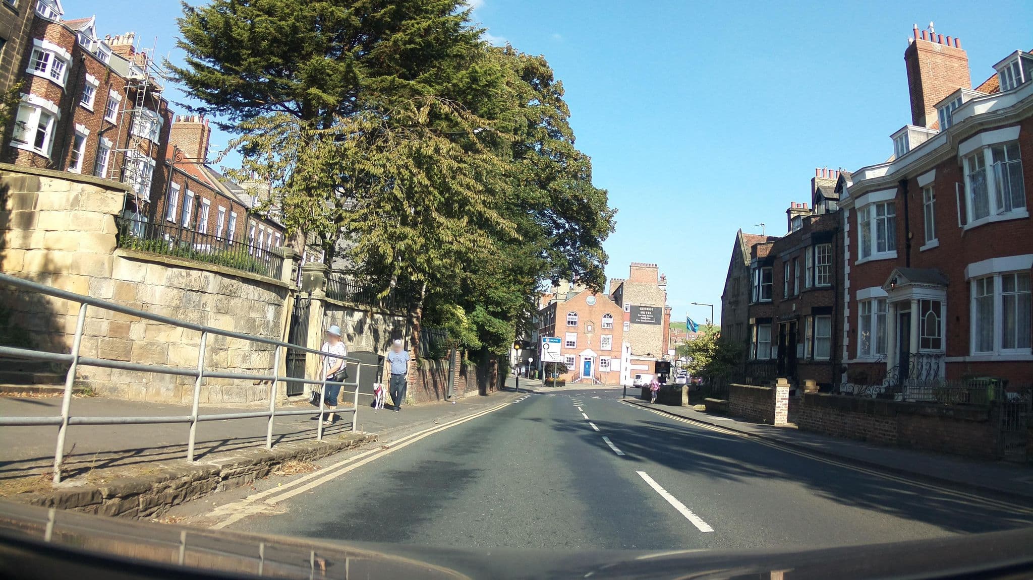 Street view near Thistlebank Townhouse, Whitby