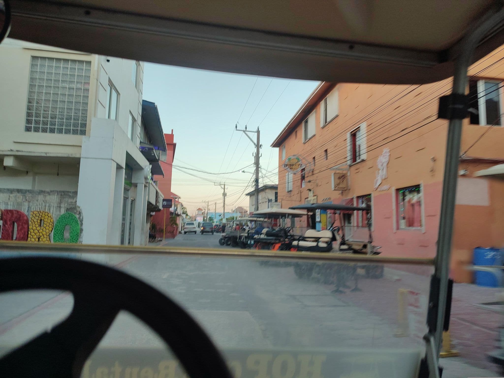 Street view near Spindrift Hotel, San Pedro — © charlieplett (CC BY-SA · Mapillary)