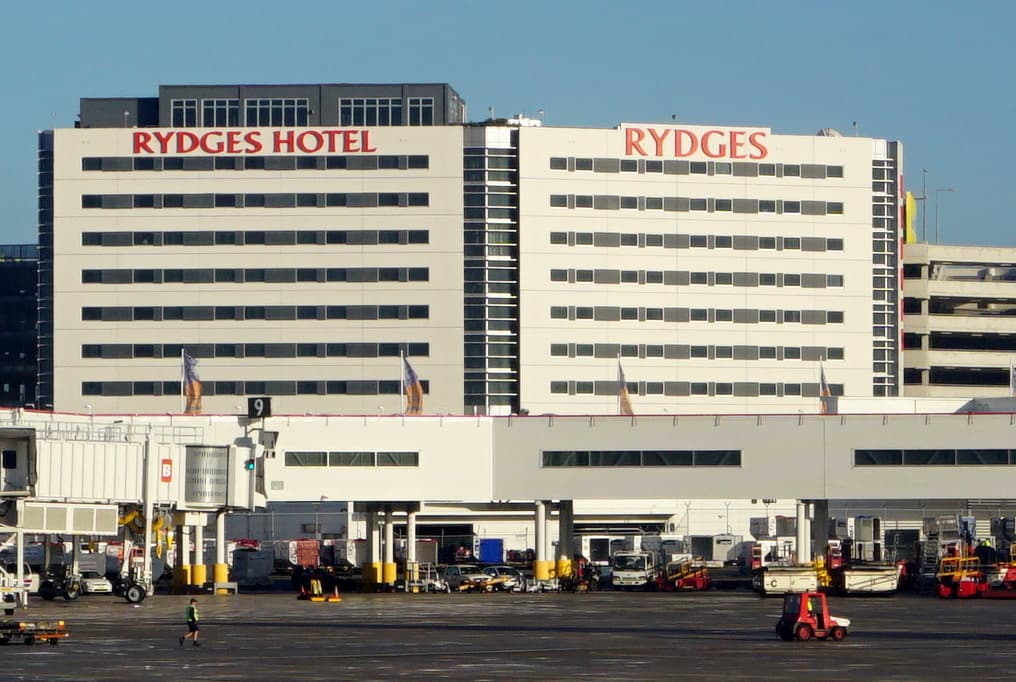 Rydges Sydney Airport (via Wikimedia Commons, CC BY-SA 4.0)