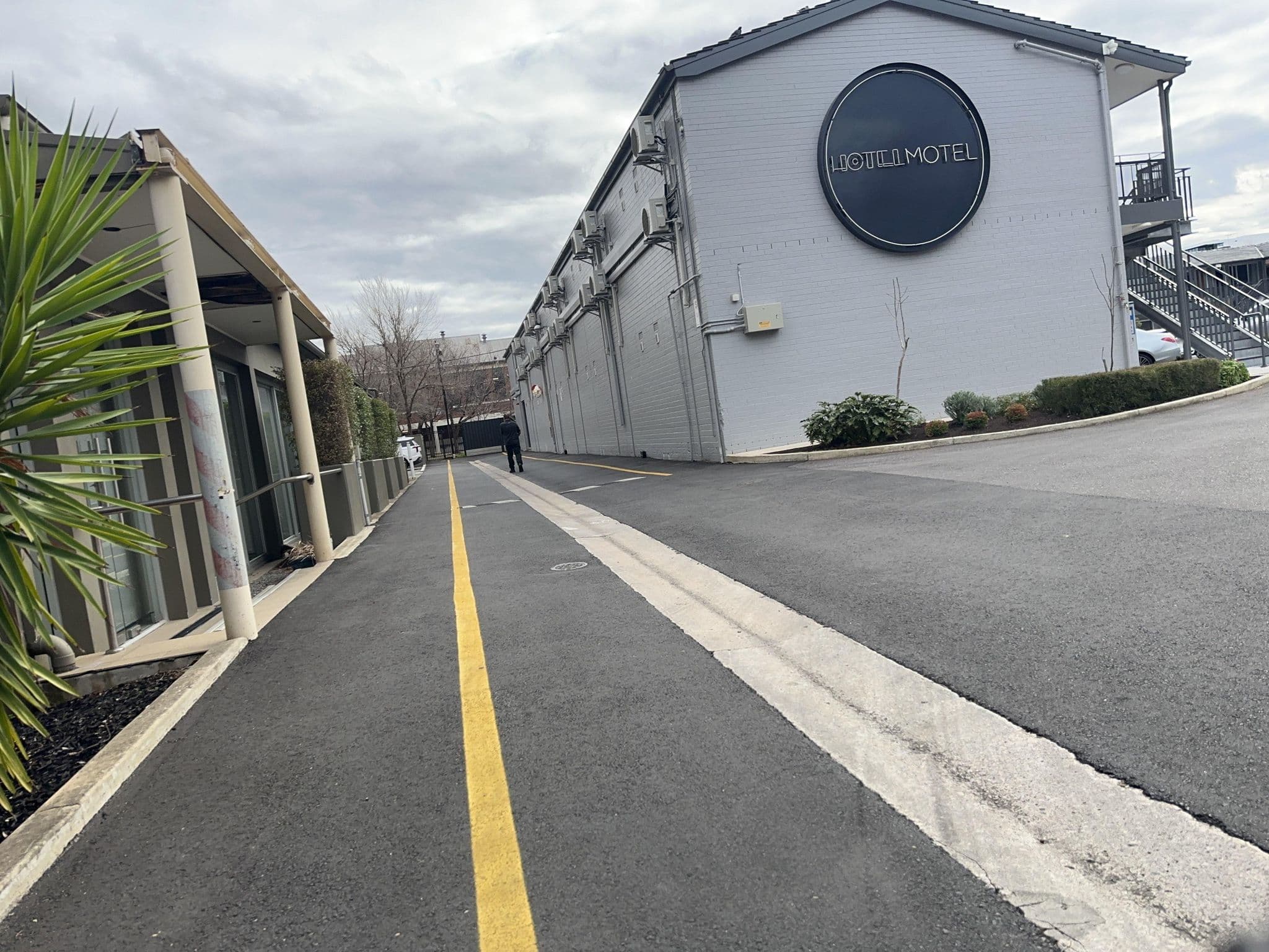 Street view near The Terrace Hotel Adelaide, Adelaide city centre — © banjo5295 (CC BY-SA · Mapillary)