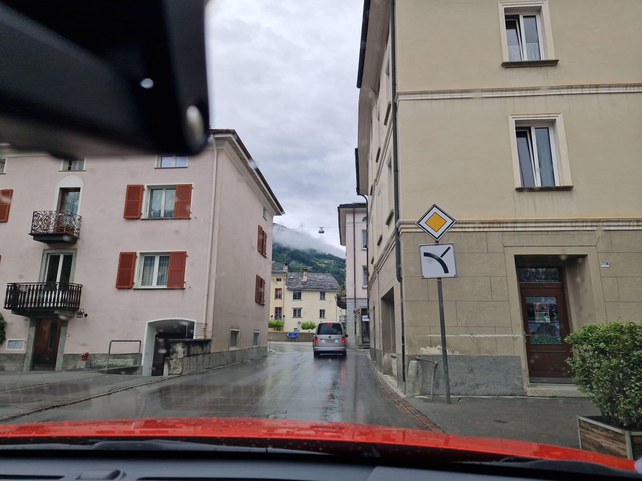 Street view near Croce Bianca, Poschiavo — © mcliquid (CC BY-SA · Mapillary)