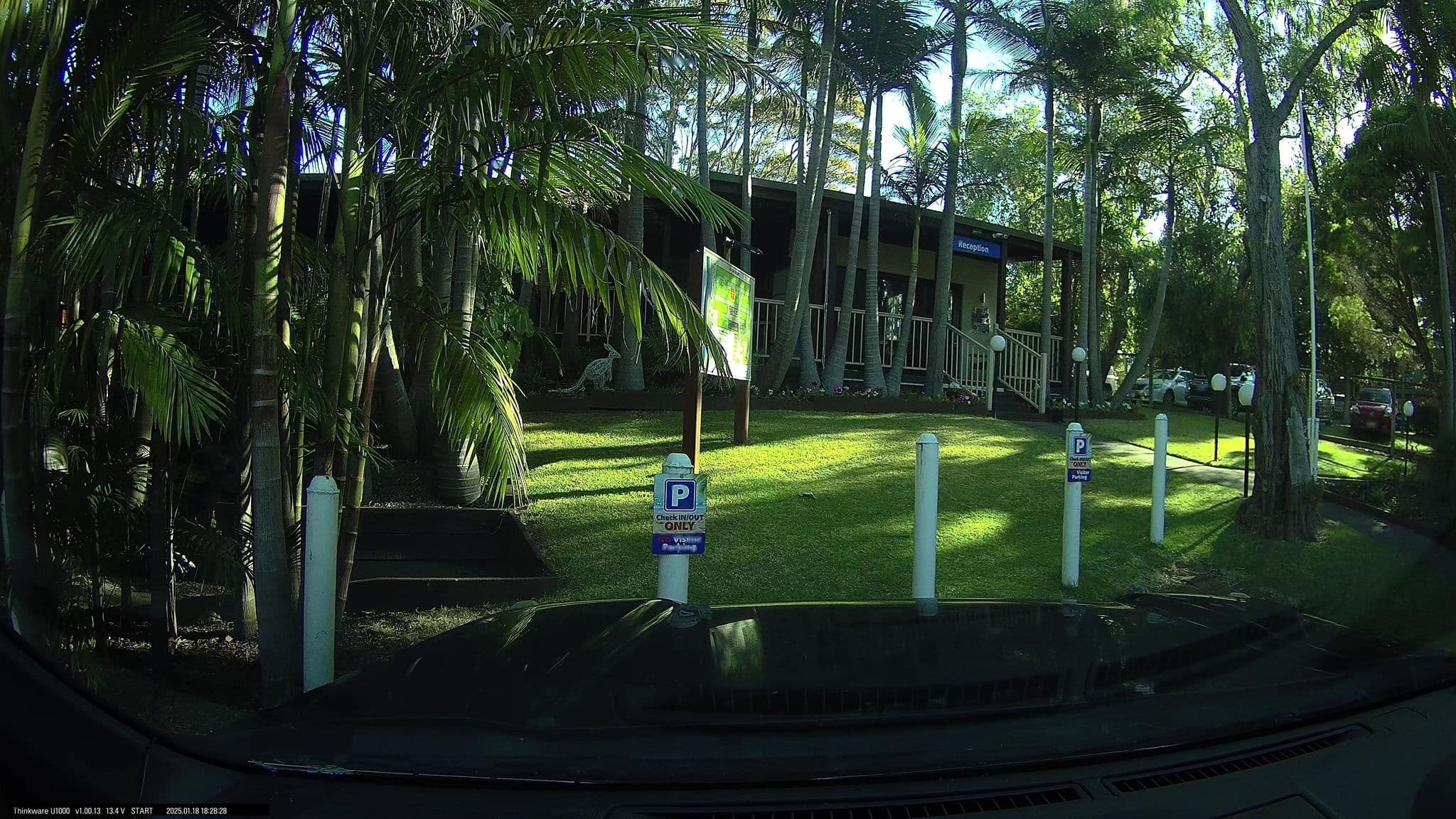 Street view near Kaloha Holiday Resort, Cowes — © maxim752 (CC BY-SA · Mapillary)