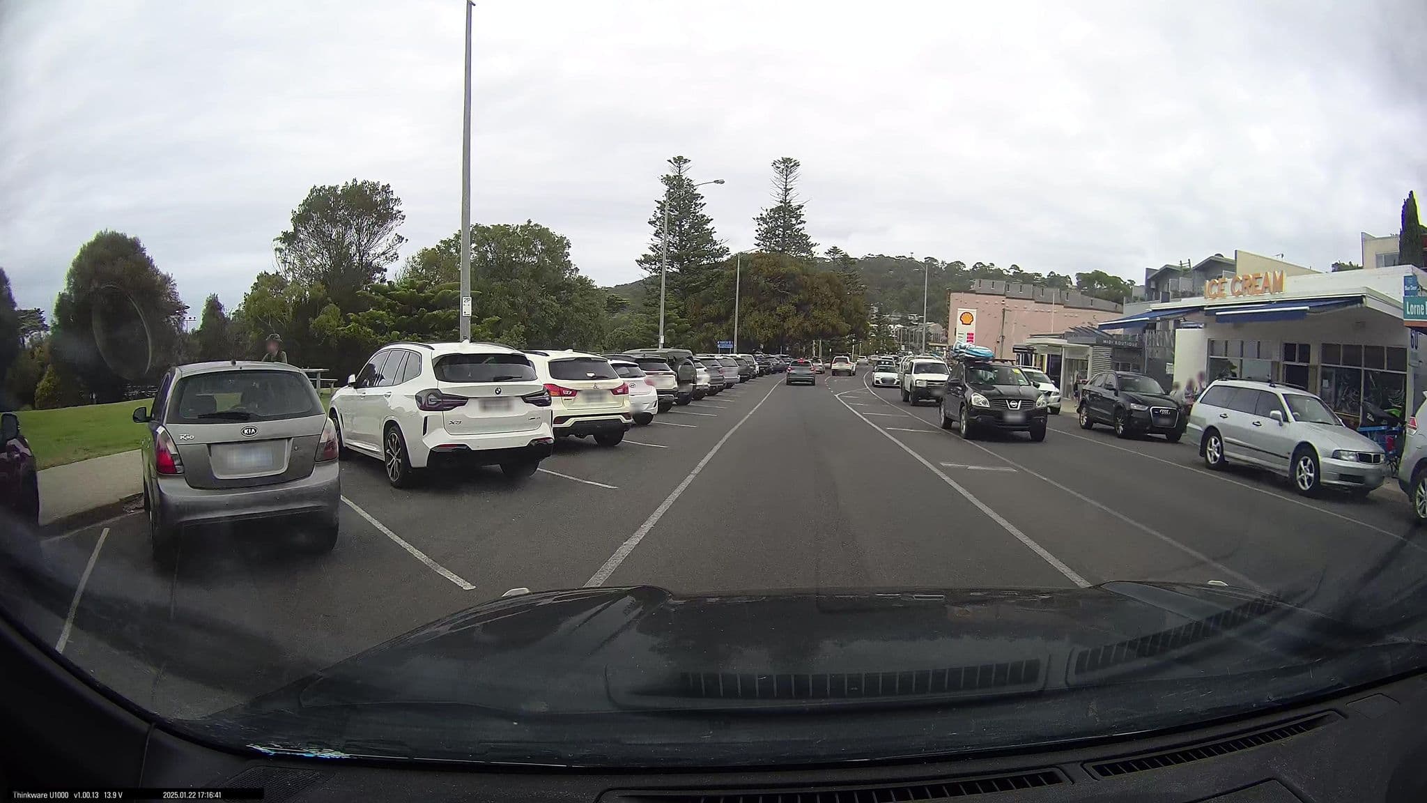 Street view near Phoenix Apartments, Lorne — © maxim752 (CC BY-SA · Mapillary)