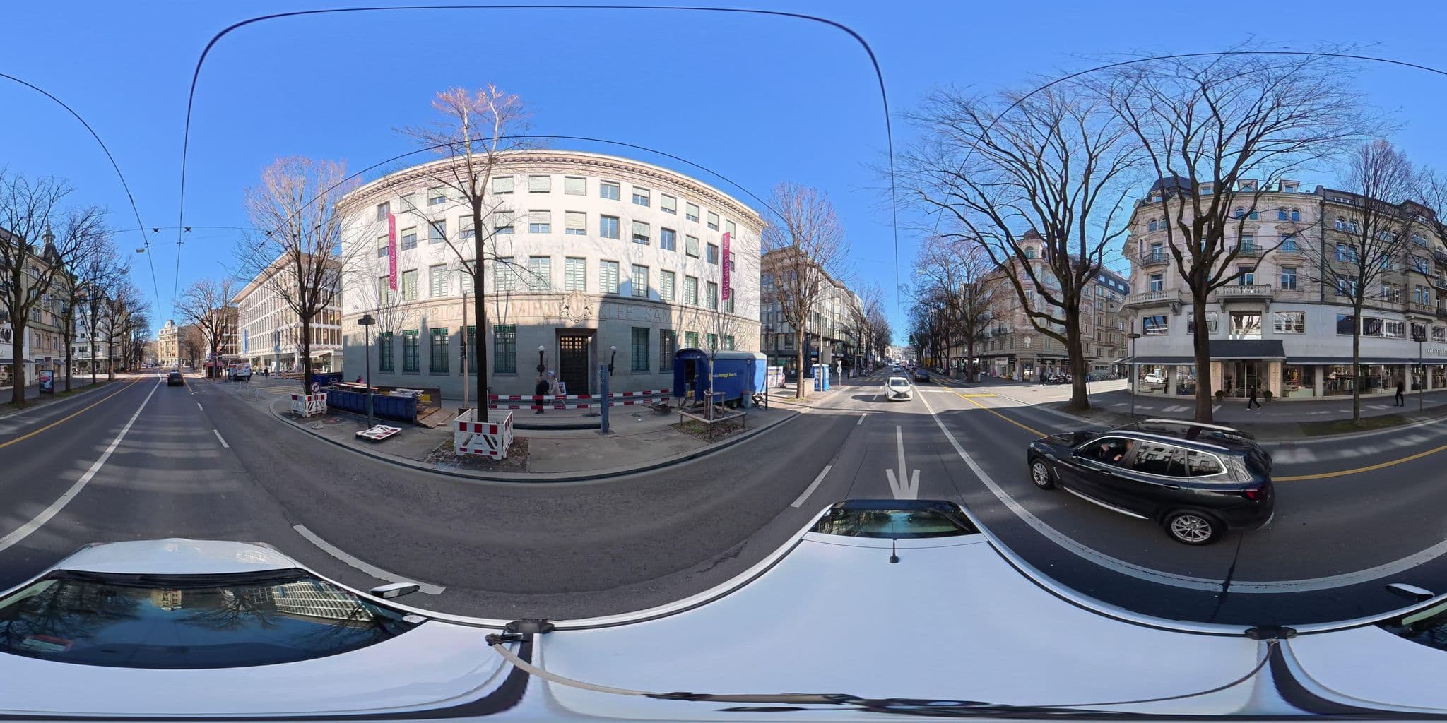 Street view near Hotel Central, Luzern — © osmplus_org (CC BY-SA · Mapillary)