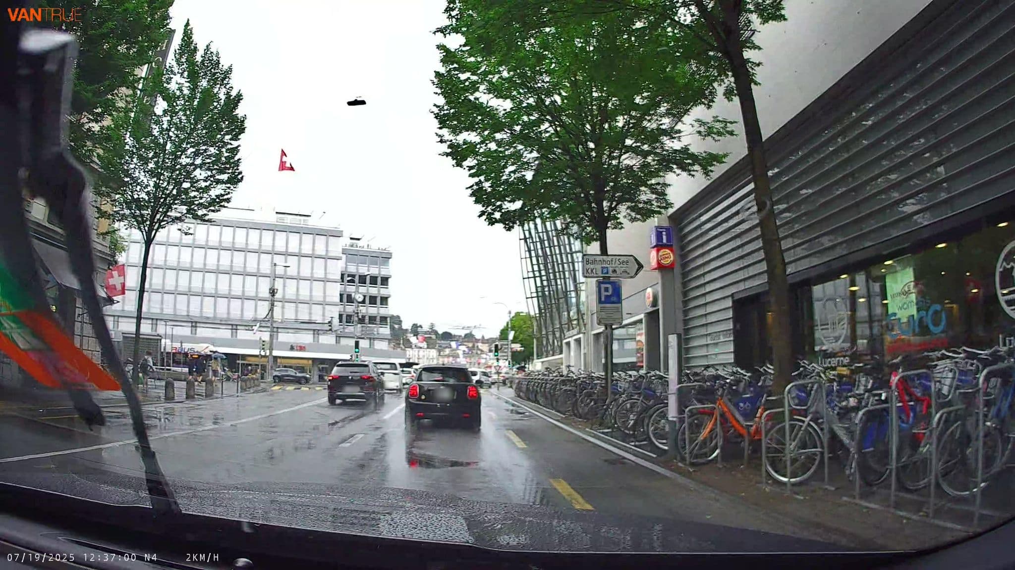 Street view near Monopol, Luzern — © fcignat (CC BY-SA · Mapillary)